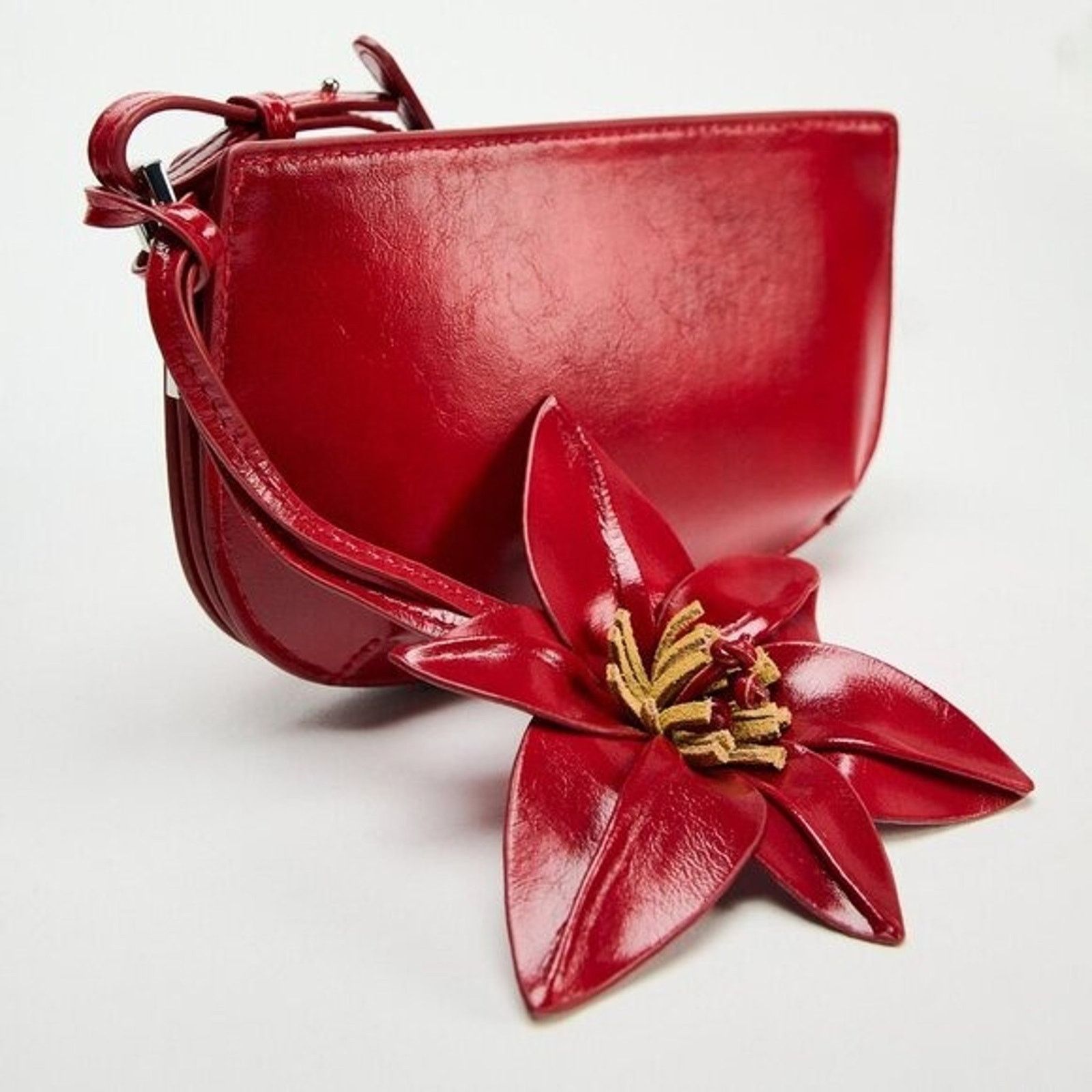 Zara Zara NWT Red Mini Crossbody Shoulder Bag Flower Charm Size ONE SIZE - 11 Thumbnail