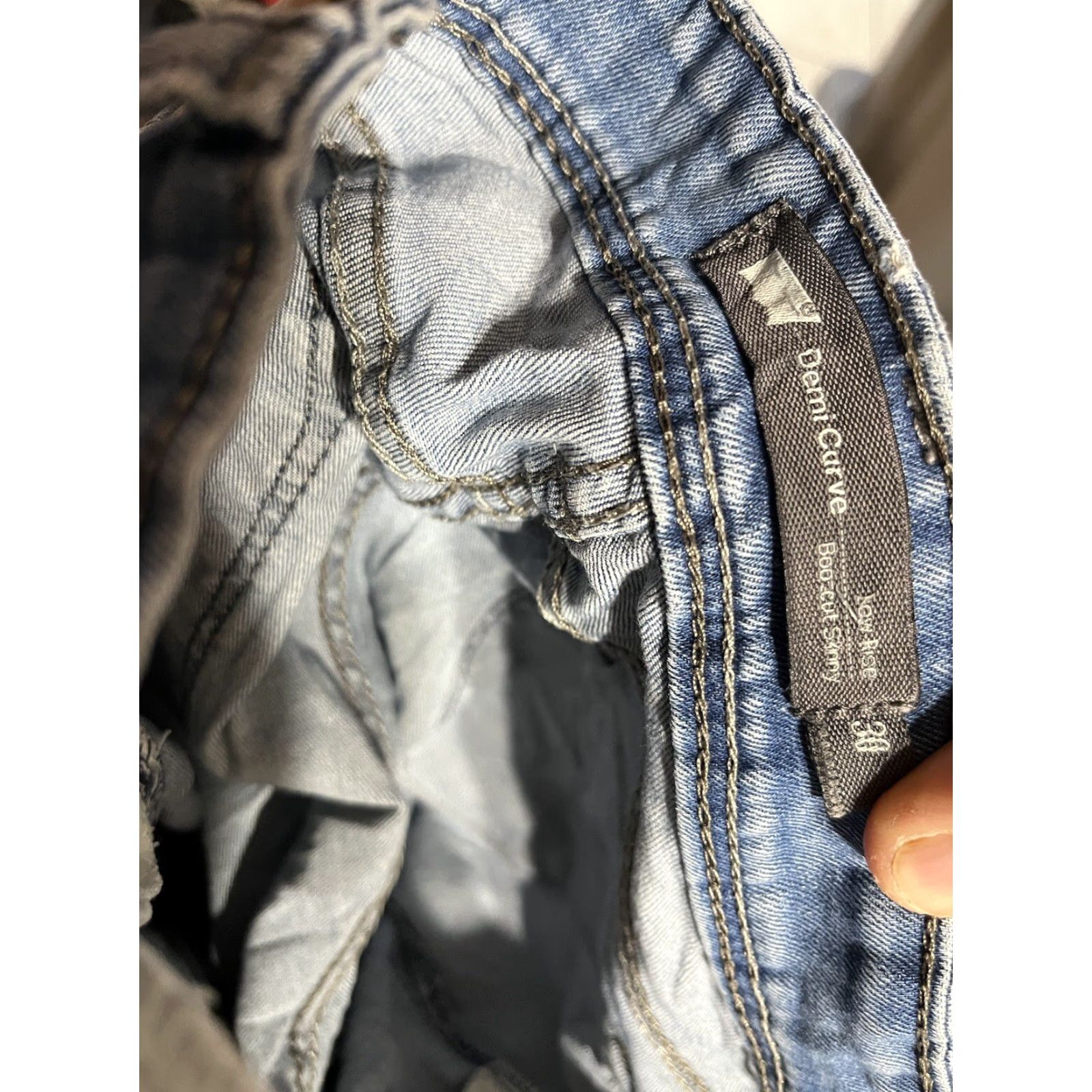 Levi's Levi’s Demi Curve Mid Rise Skinny Bootcut Blue Jeans Women 30 30x27 Denim Slim Stretch Distressed 5-Pocket 9?0s College Size 30" / US 8 / IT 44 - 5 Thumbnail