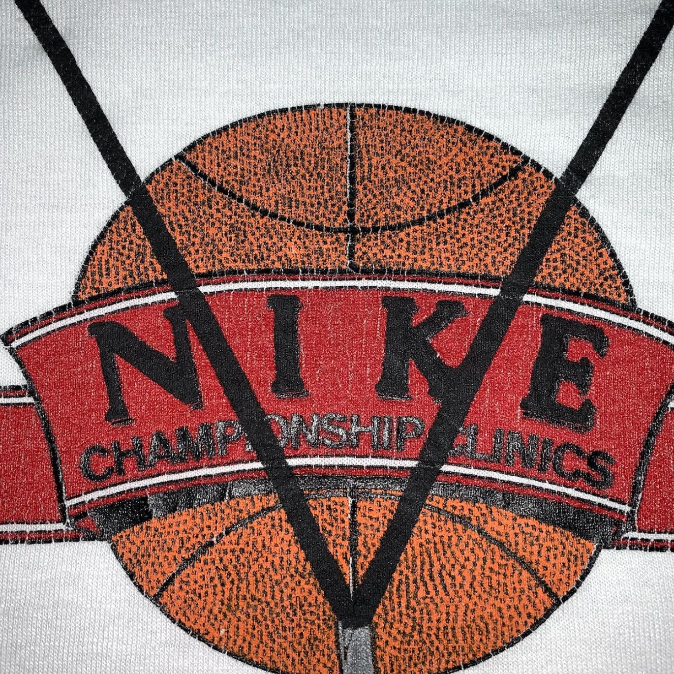 Nike VINTAGE Nike T-Shirt Mens XL White Basketball Clinic Jordan Whistle 90s Size US XL / EU 56 / 4 - 3 Thumbnail