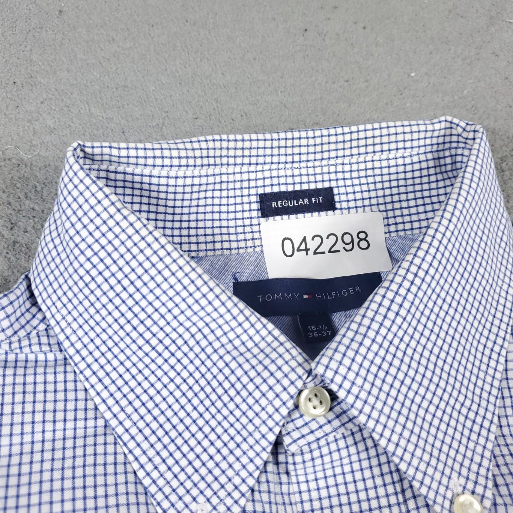 Tommy Hilfiger Tommy Hilfiger Dress Shirt Mens 16.5 Blue Check Long Sleeve Button-Up Classic American Preppy Size 42R - 5 Thumbnail