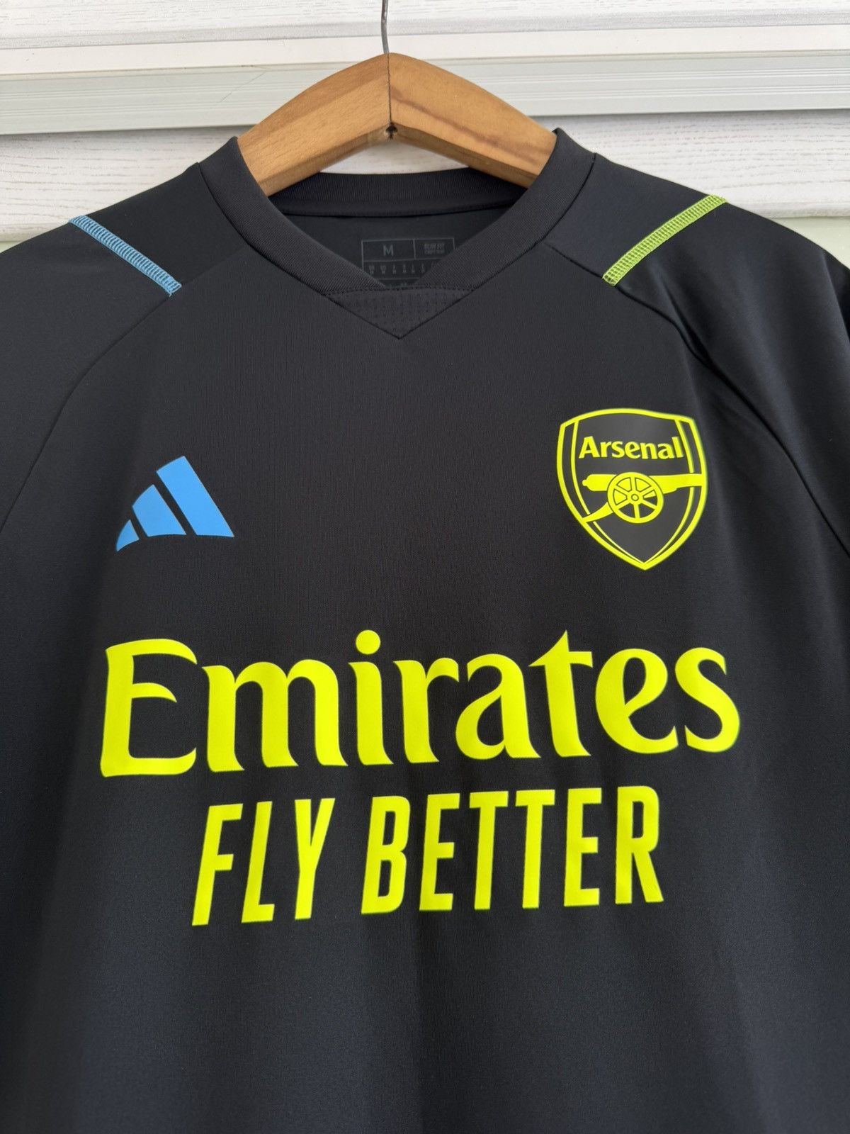 Adidas Arsenal 2023-2024 Soccer Training Jersey Football Shirt Kit Size US M / EU 48-50 / 2 - 5 Thumbnail