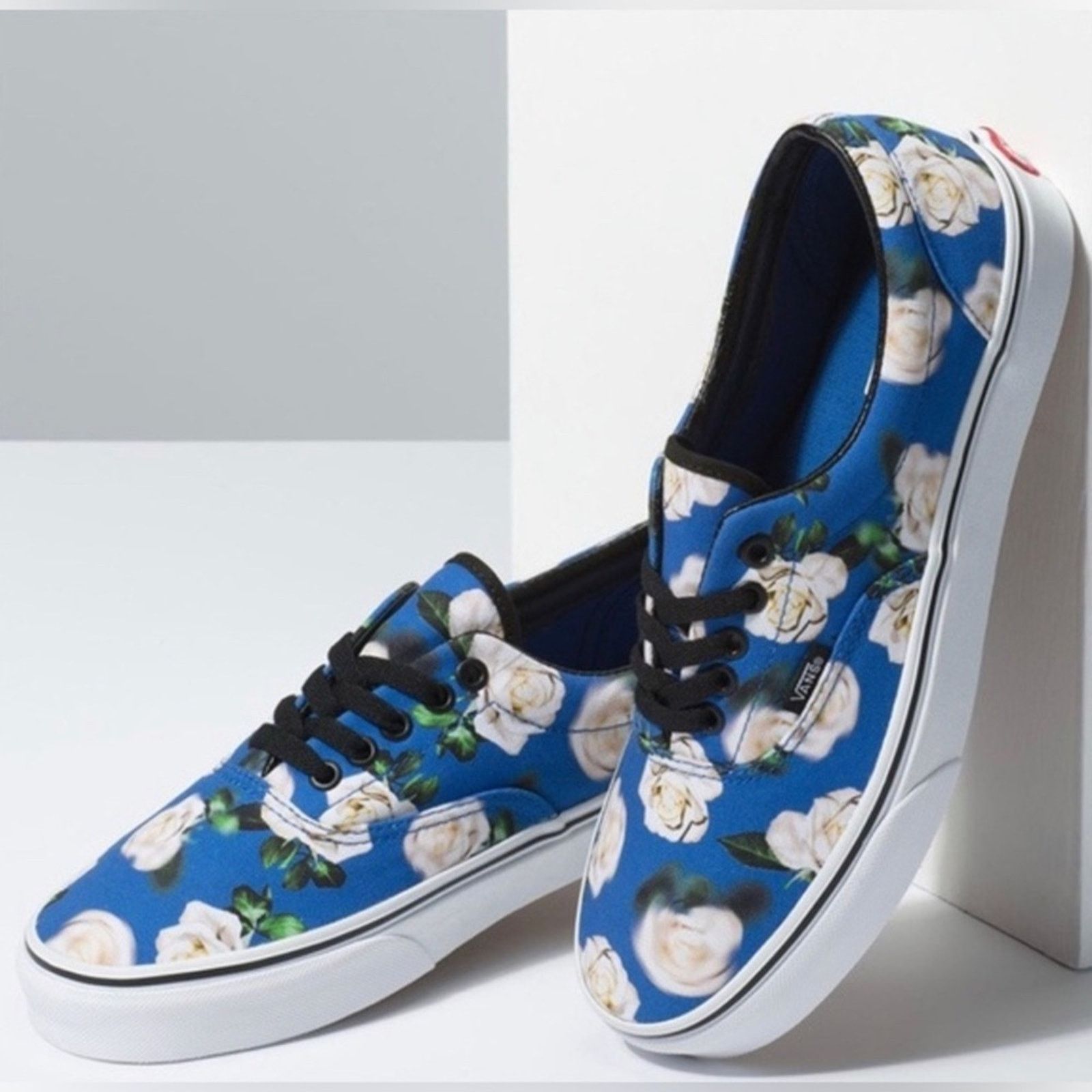 Vans VANS | Era Romantic Floral Lapis B Canvas Sneaker Size US 11.5 / EU 44-45 - 1 Thumbnail