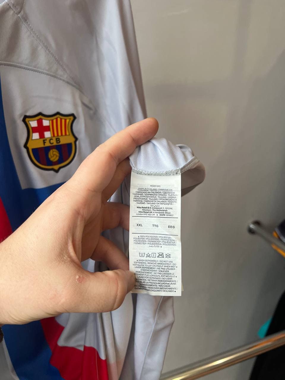 Nike NEW 2022/23 BARCELONA FC THIRD SOCCER JERSEY SHIRT SIZE XXL Size US XXL / EU 58 / 5 - 11 Thumbnail
