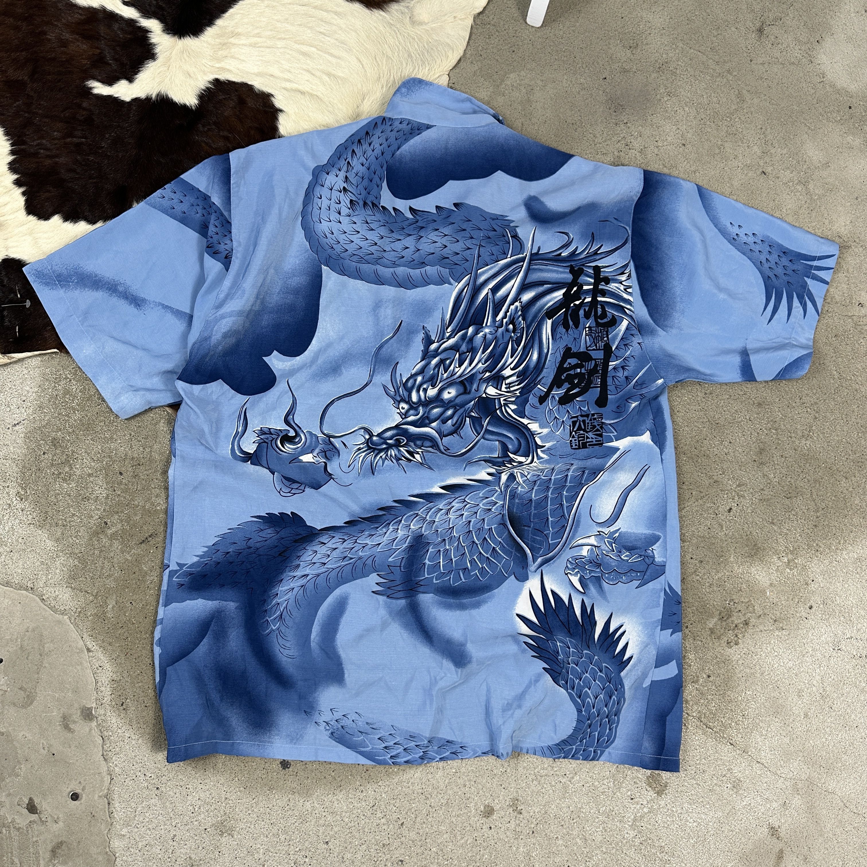 Vintage Vintage Hip-Hop Skater Dragon Y2K Printed Summer Shirt Size US M / EU 48-50 / 2 - 4 Thumbnail