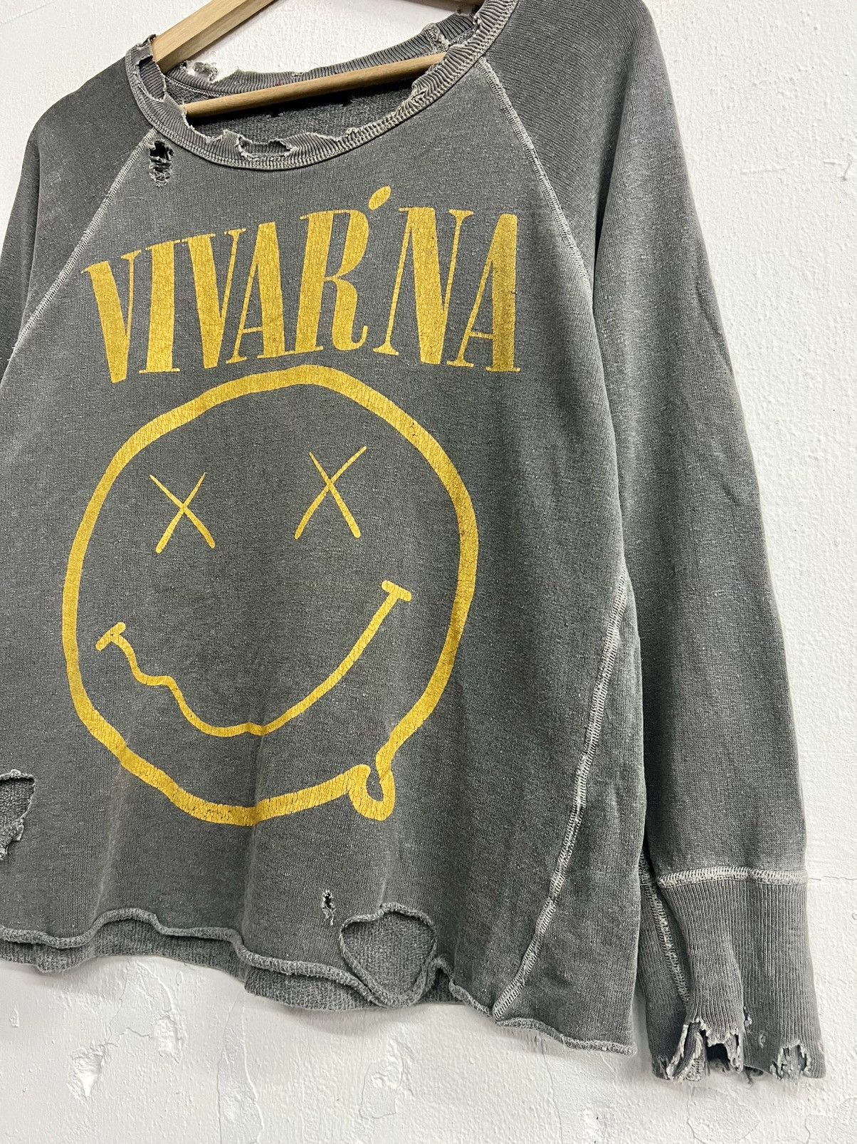 Japanese Brand RNA INC VIVARNA GRUNGE RIPPED LONGSLEEVE SWEAT Size US M / EU 48-50 / 2 - 5 Thumbnail