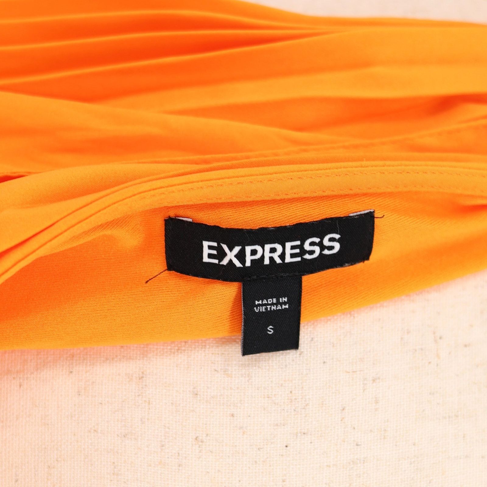 express orange dress Best New Clothes From Express | August 2020