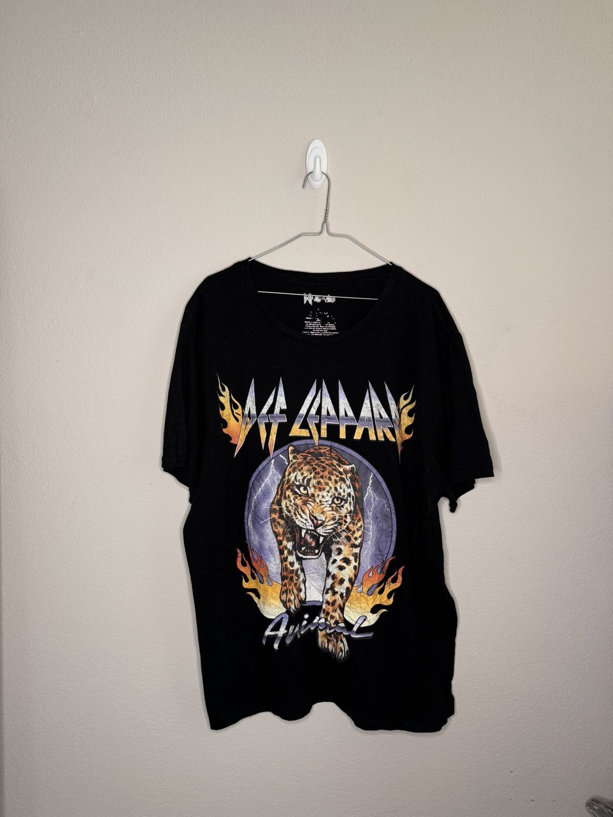 Band Tees × Def Leppard × Vintage Def Leopard Band Tee Size US XL / EU 56 / 4 - 1 Thumbnail