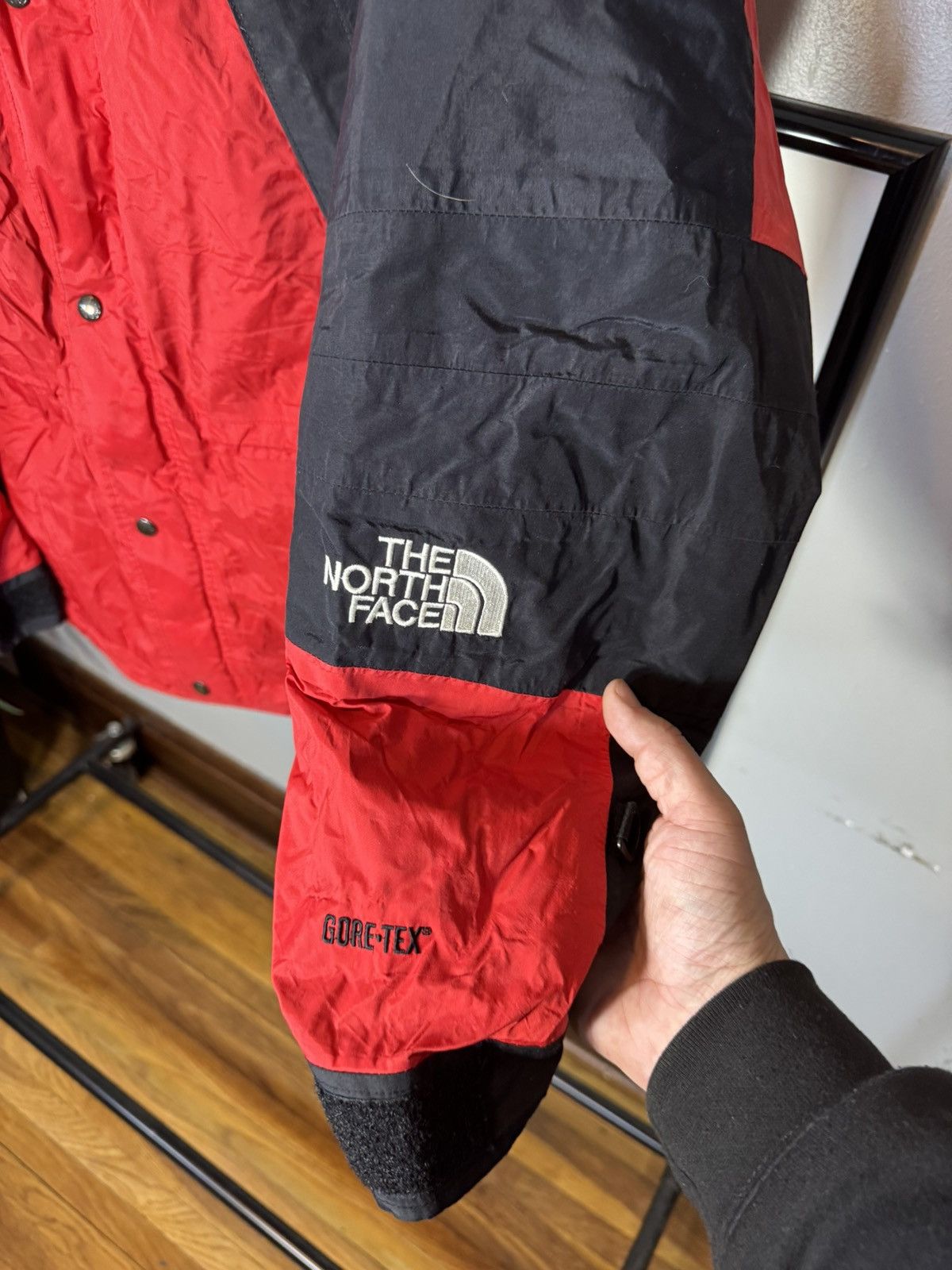 The North Face Vintage The North Face Gore Tex Red Jacket Size US M / EU 48-50 / 2 - 4 Thumbnail