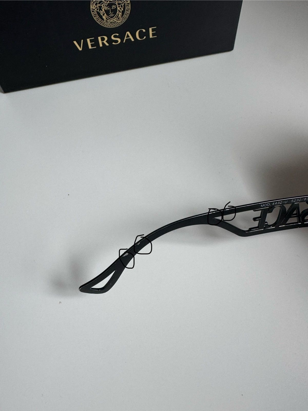 Versace Black Versace Sunglasses VE4432U Size ONE SIZE - 5 Thumbnail