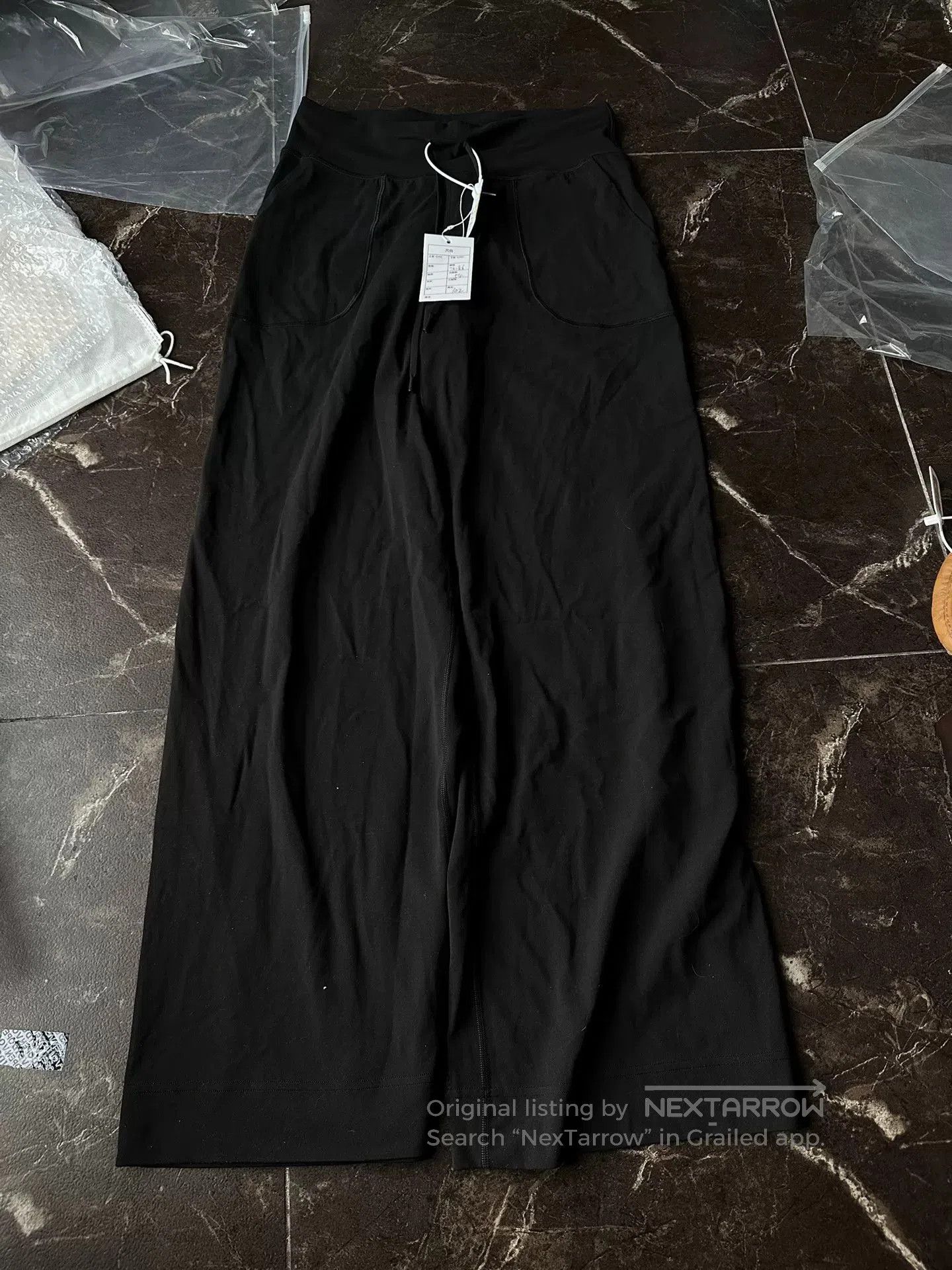 Lululemon lululemon Throwback Still Nulu High. Size 30" / US 8 / IT 44 - 1 Thumbnail