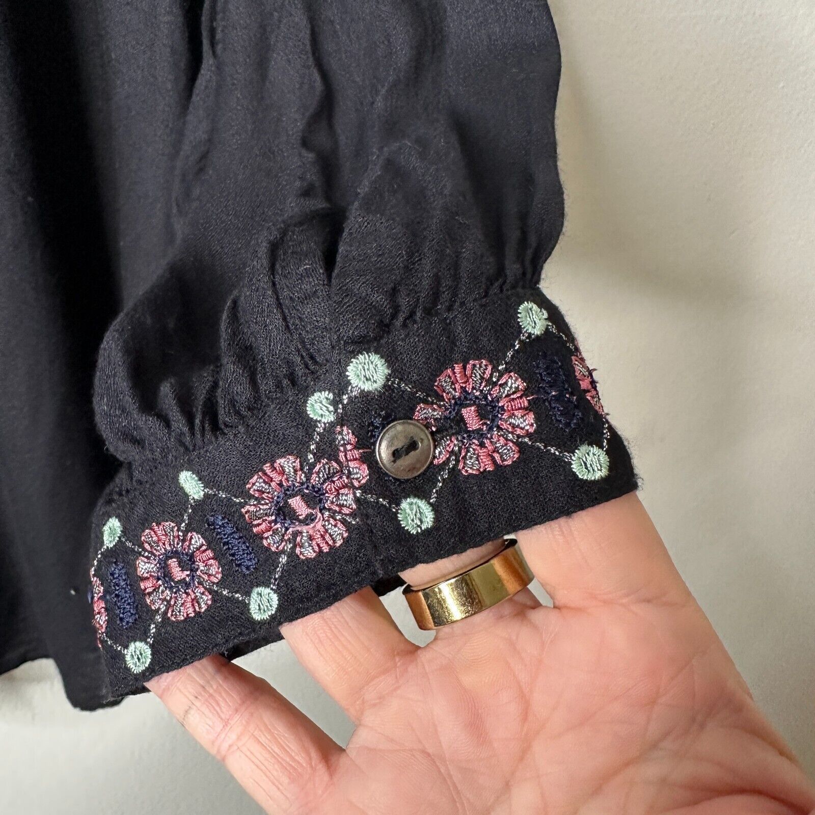 Other Velvet By Graham & Spencer Eva Black Peasant Top XS Size XS / US 0-2 / IT 36-38 - 5 Thumbnail