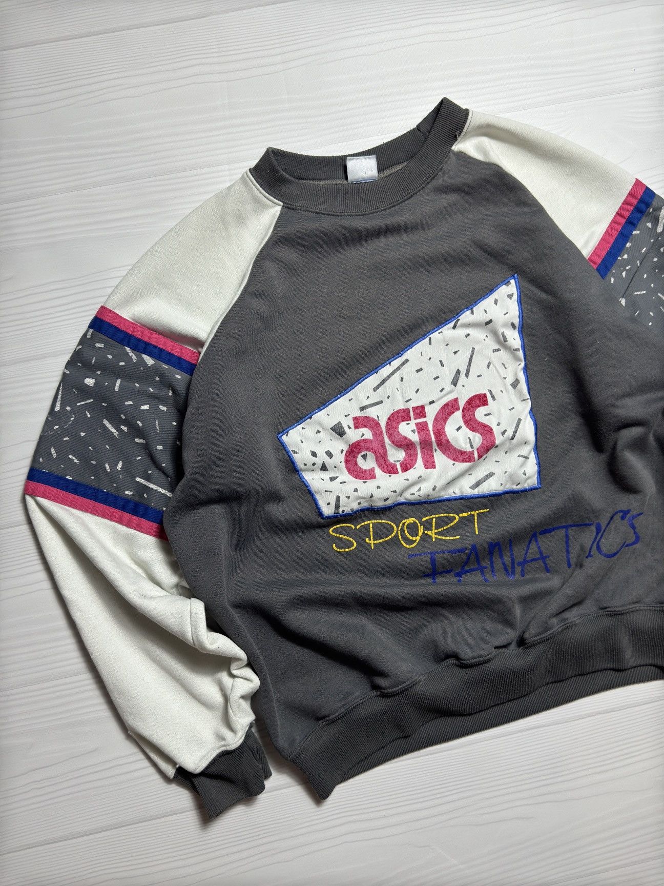 Asics Sweatshirt big logo asics vintage Size US L / EU 52-54 / 3 - 3 Thumbnail