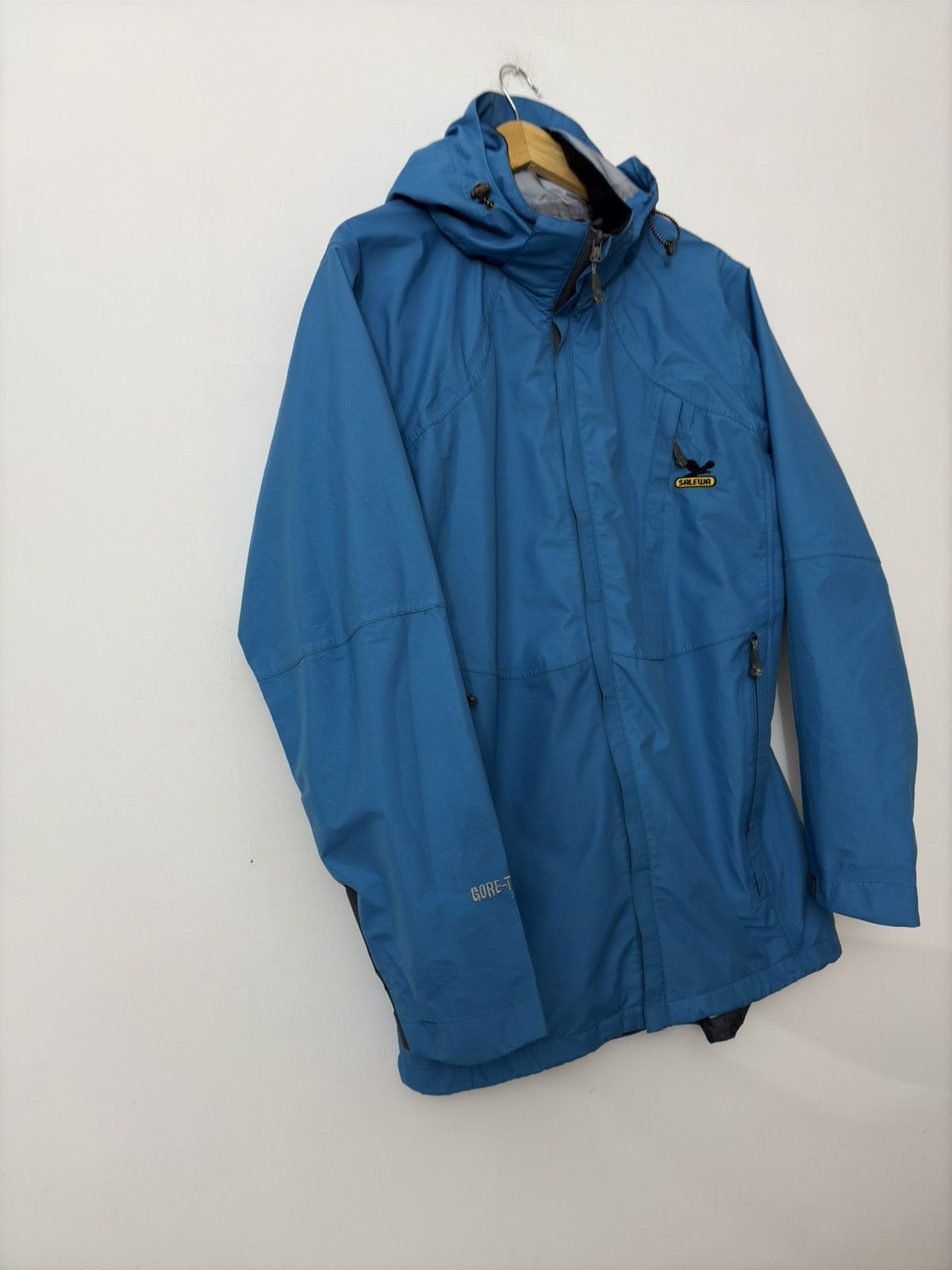 SALEWA Salewa GORE-TEX XCR Jacket – Size XL – New Size US XL / EU 56 / 4 - 3 Thumbnail