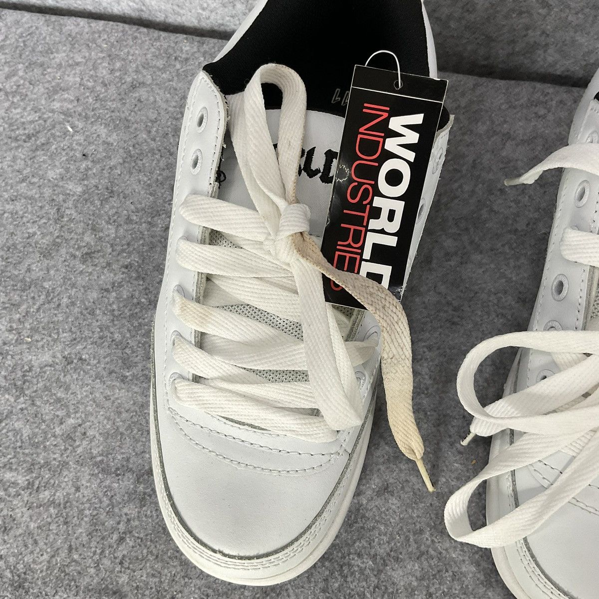 World Industries World Industries vintage y2k skateboard shoes size 11 new Size US 11 / EU 44 - 2 Thumbnail