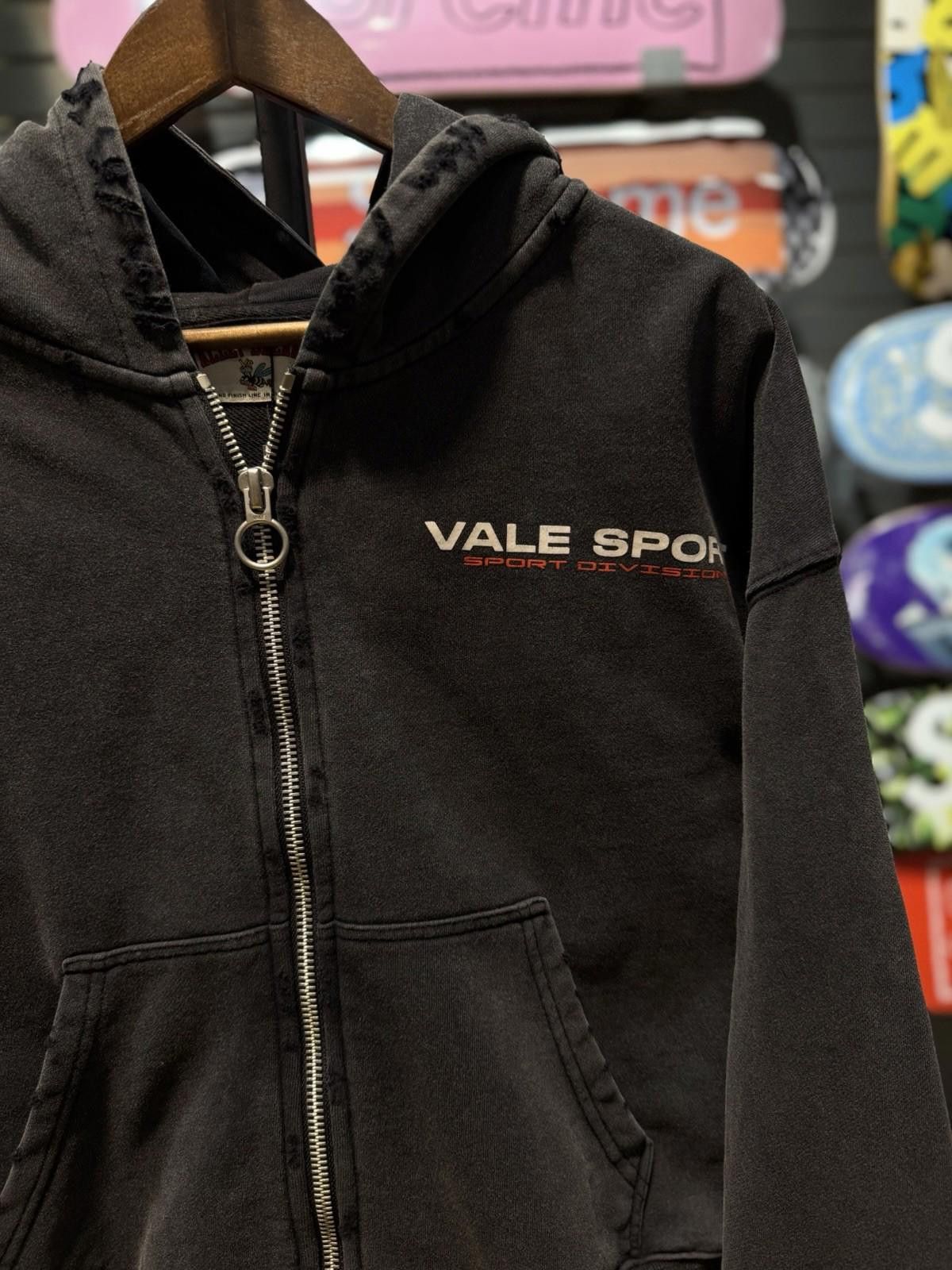 Vale S - Vale Zip Up Hoodie Authentic Valley Black Back Logo Size US S / EU 44-46 / 1 - 5 Thumbnail