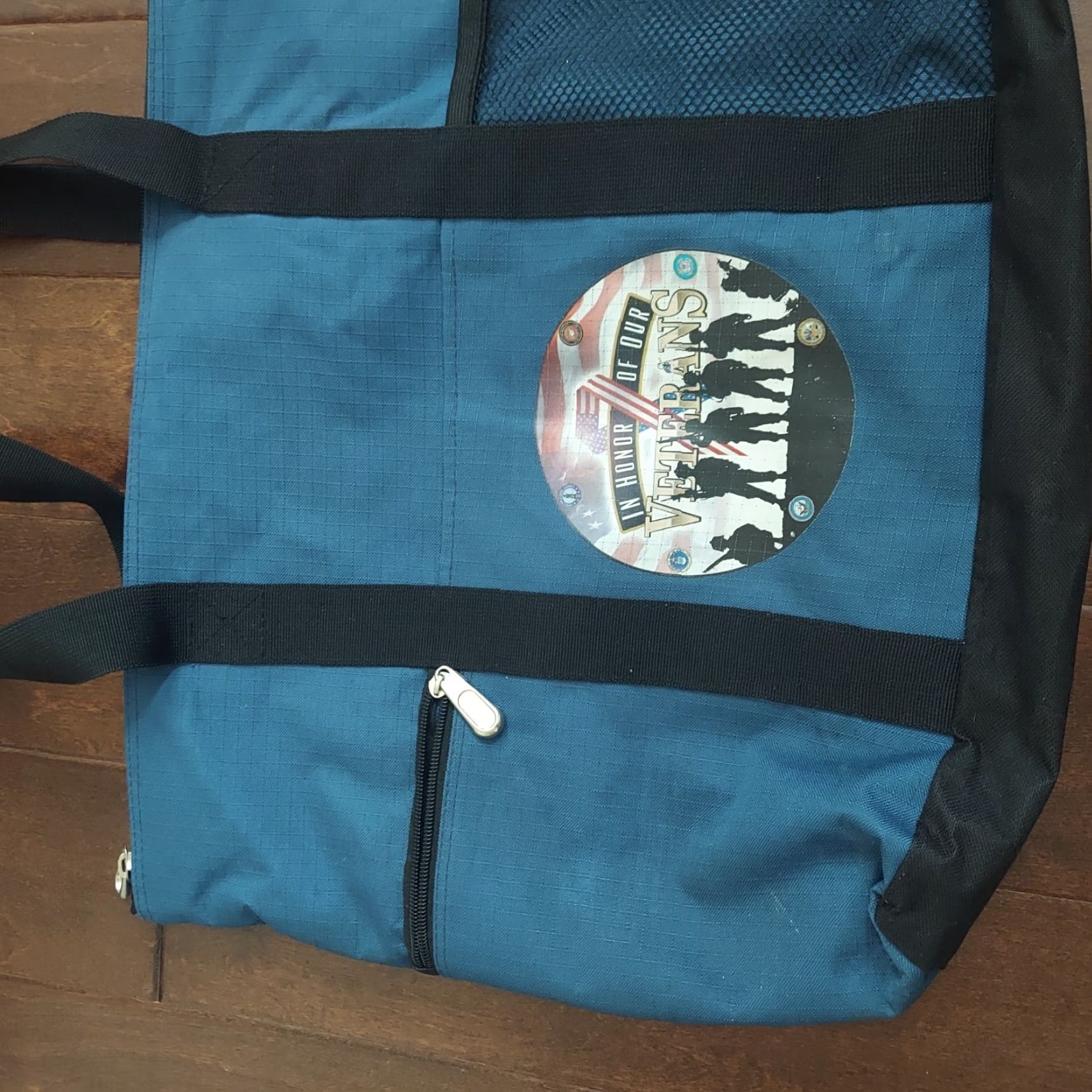 Vintage In honor Of Our Veterans Black/Blue Tote Bag Size ONE SIZE - 3 Thumbnail