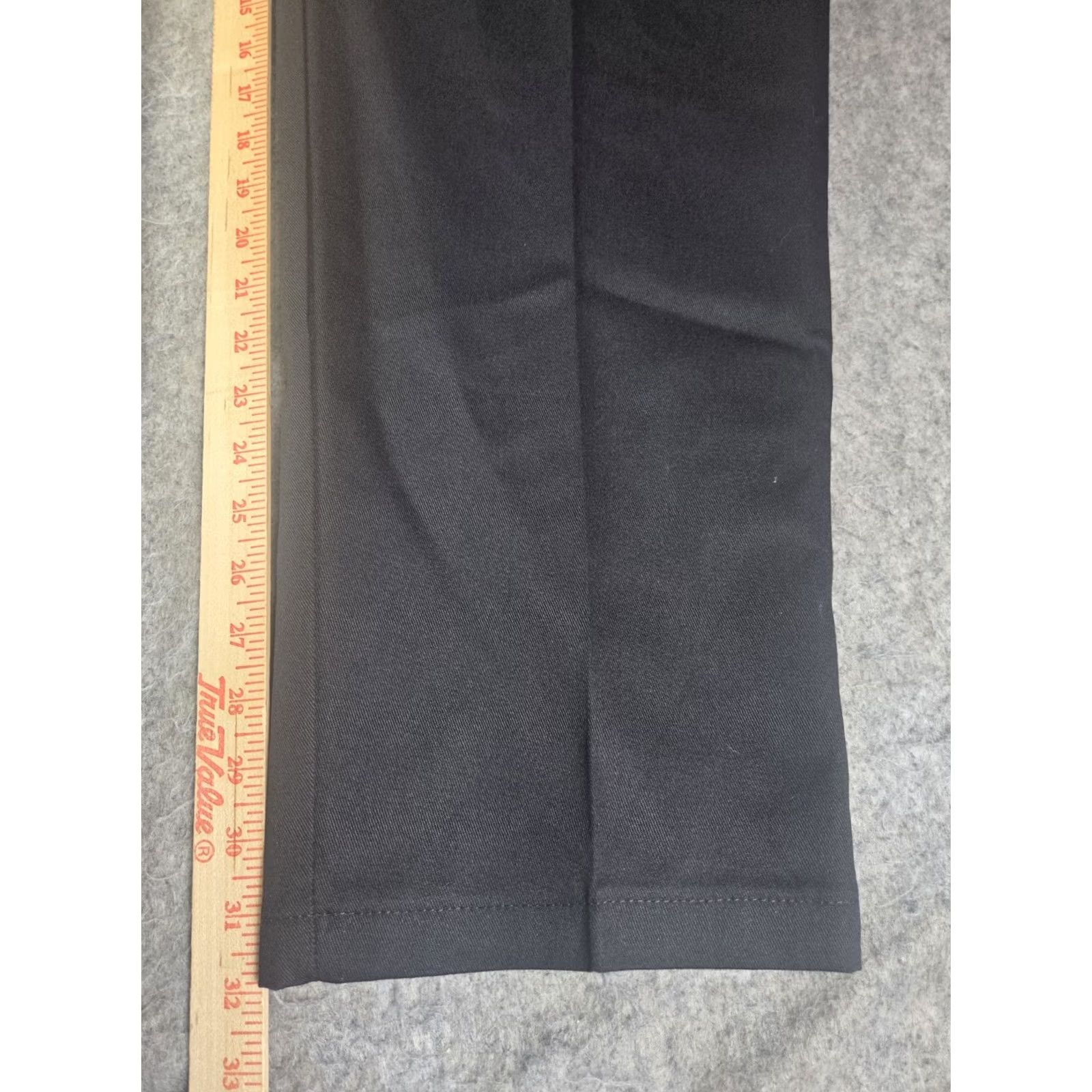 Dickies Dickies 874 Dickies Men’s Pants 874 Original Fit Black 44x32 Workwear NWT New Flat Front Belt Loops Inseam 32 Mens Pants Size US 44 / EU 60 - 8 Thumbnail