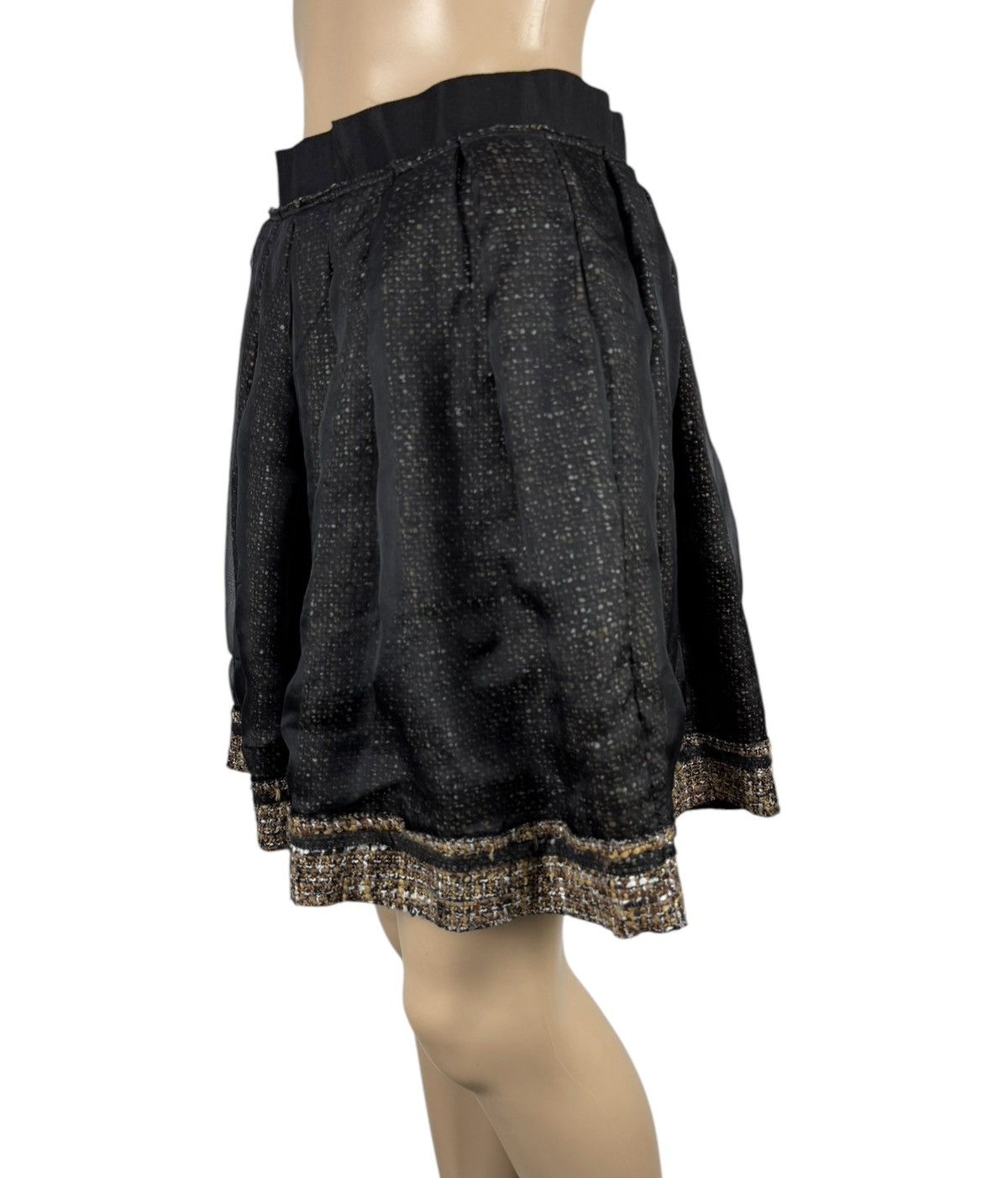 Dolce & Gabbana Dolce & Gabbana Mesh & Wool Woven Skirt size 44 Size 30" / US 8 / IT 44 - 4 Thumbnail