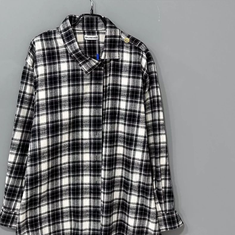 Balenciaga Balenciaga size 36 Classic Plaid Shirt 2502-Nextarrow Size US M / EU 48-50 / 2 - 2 Thumbnail