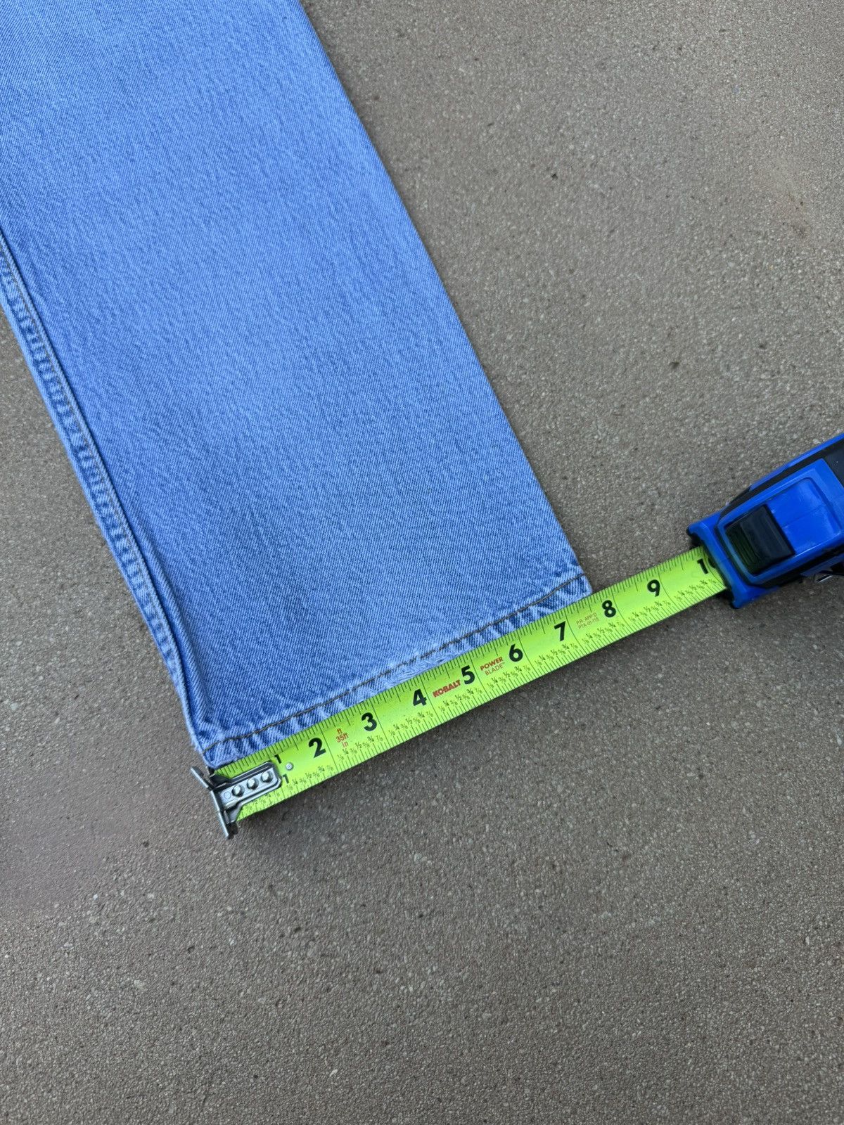 Levi's Vintage 90s Levi’s 501xx Buttonfly Straight Leg Jeans 32x30 Size US 32 / EU 48 - 12 Thumbnail