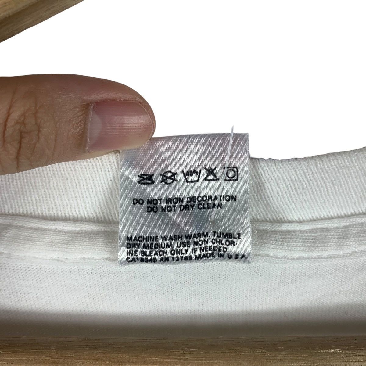 Vintage Vintage 90s LIFE on THE BEACH hawaii big logo Surfing tee Size US XL / EU 56 / 4 - 10 Thumbnail