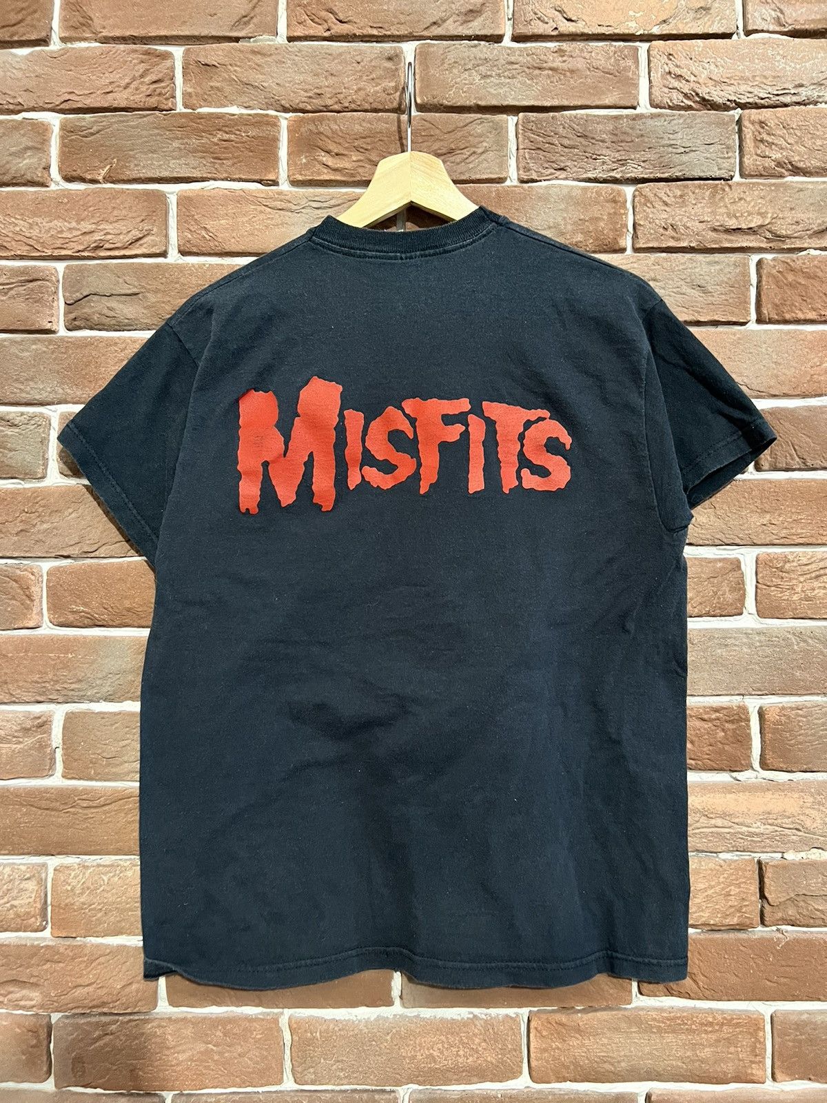 Band Tees Rare Vintage 90s Misfits Fiend Club Post Punk Band Tee Skull Size US M / EU 48-50 / 2 - 2 Thumbnail