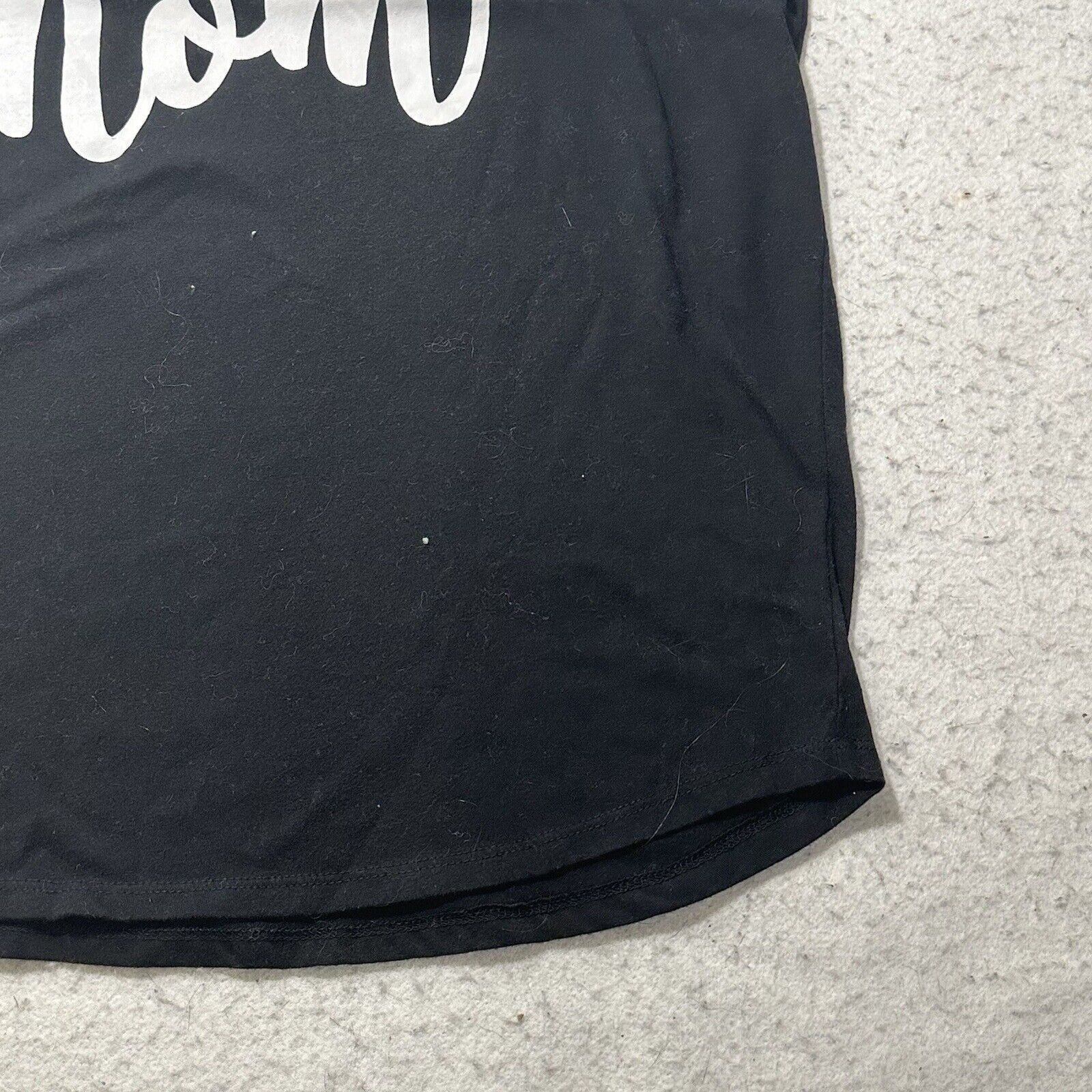 City Streets City Streets Large Football Mom Black Graphic T Shirt Size L / US 10 / IT 46 - 2 Thumbnail