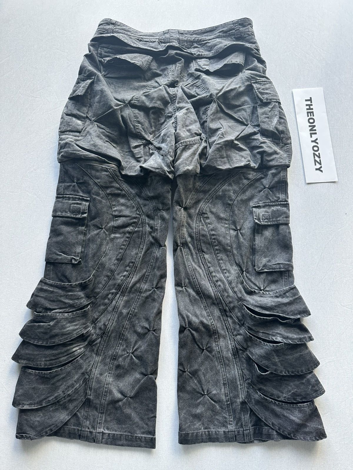 パンツ badson 'CARBON' CONVERTIBLE CARGO PANTS GIQQCjraYAAZ3MT.jpg