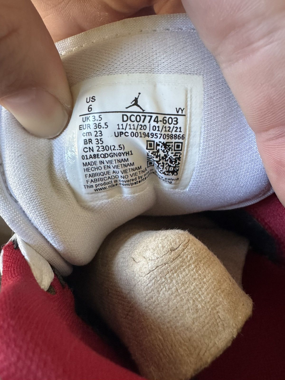 Jordan Brand × Nike Jordan 1 Low Wmns Chicago Flip Size US 6 / IT 36 - 6 Thumbnail
