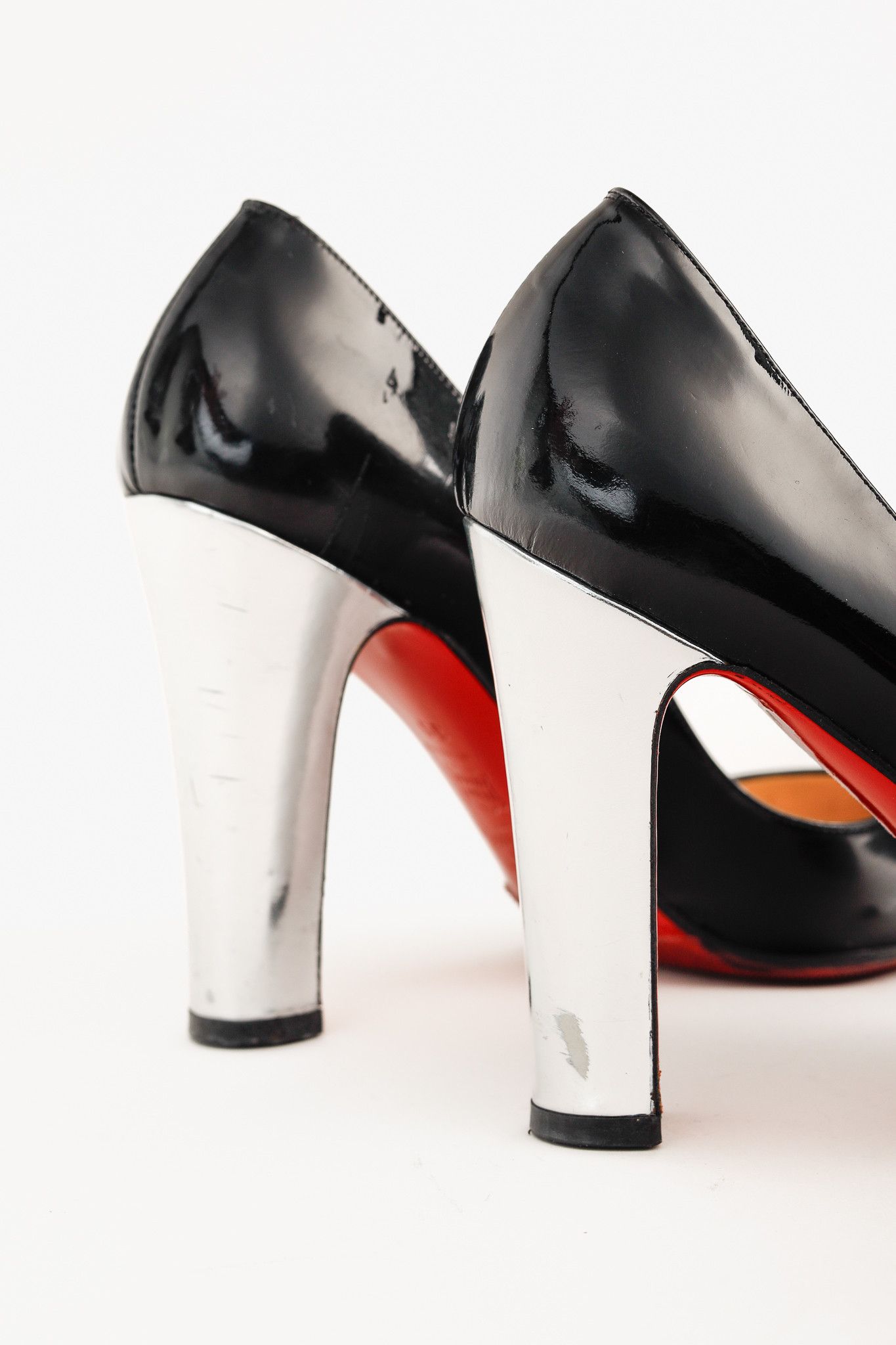 Christian Louboutin Christian Louboutin Silver Mirror Heel Patent Leather Pumps Size US 8.5 / IT 38.5 - 7 Thumbnail