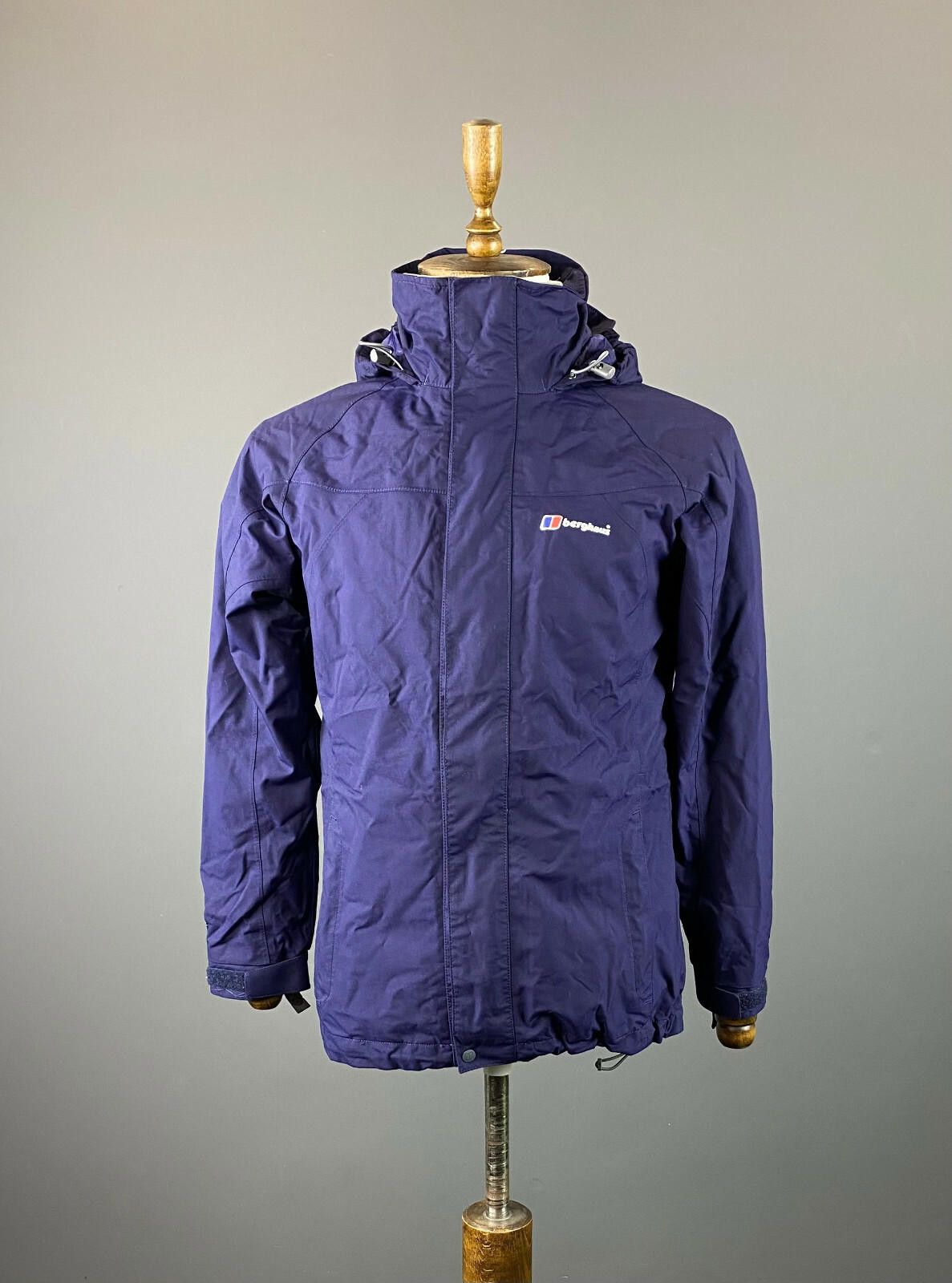 Berghaus Berghaus Navy Blue Full Zip Nylon Windbreaker Jacket Size S Size US S / EU 44-46 / 1 - 1 Thumbnail