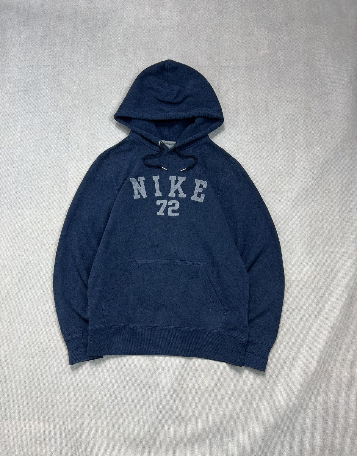 Nike Hoodie Nike big logo spellout y2k Size US S / EU 44-46 / 1 - 1 Thumbnail