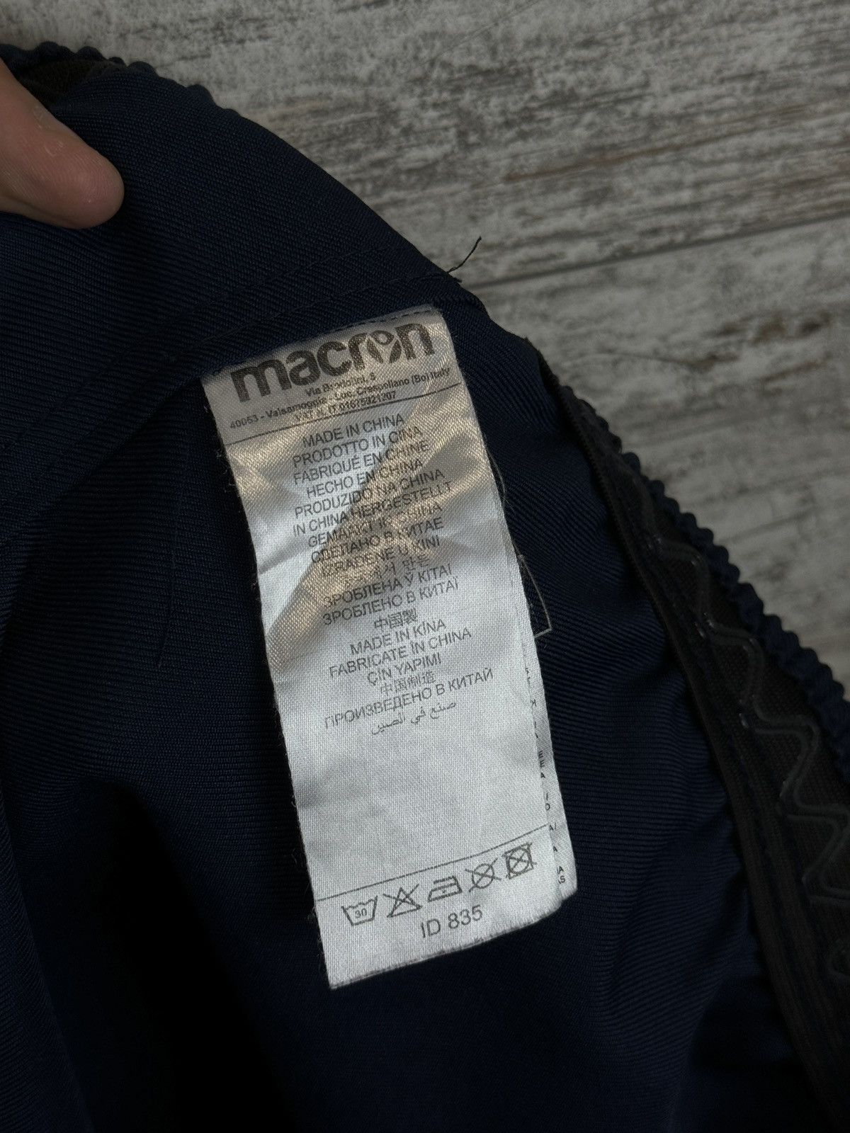 Macron × Vintage Mens Vintage Macron Cardiff Blues Rugby shorts rare Size US 36 / EU 52 - 8 Thumbnail