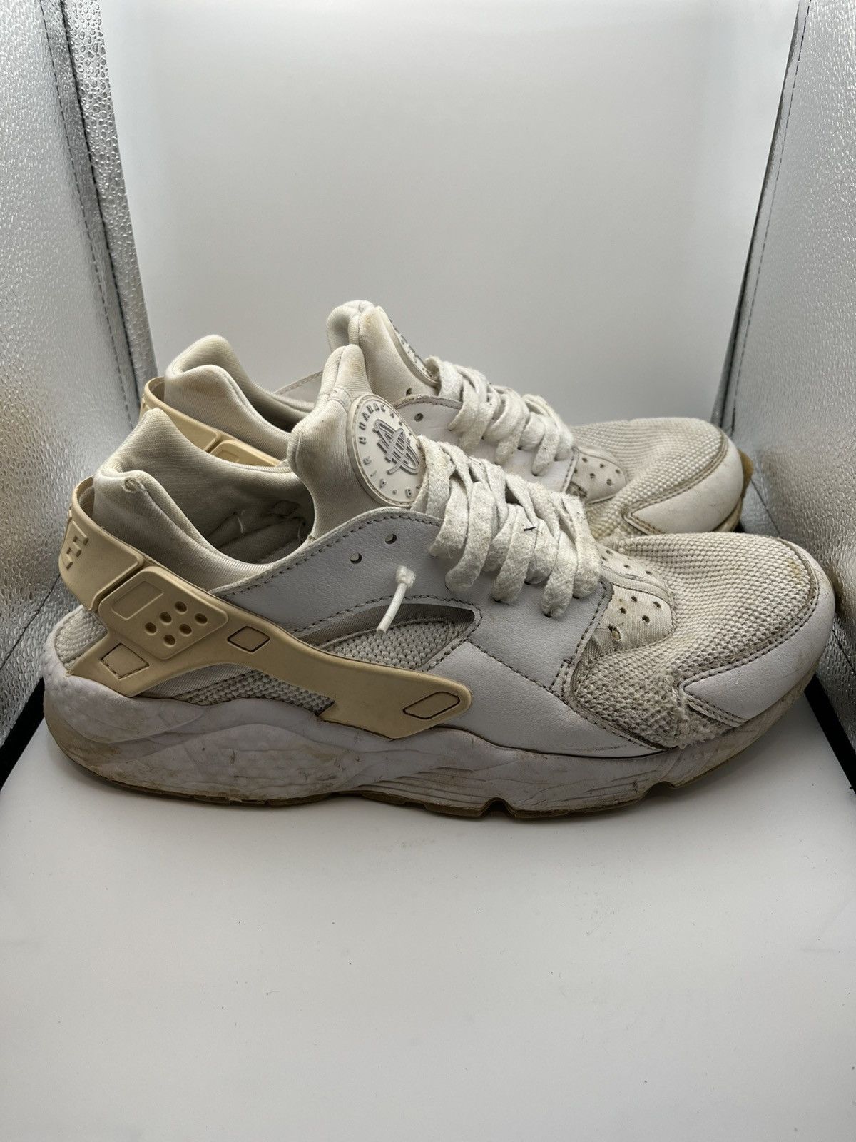 Nike Nike Air Huarache Triple White Size 10.5 Used Size US 11 / EU 44 - 3 Thumbnail
