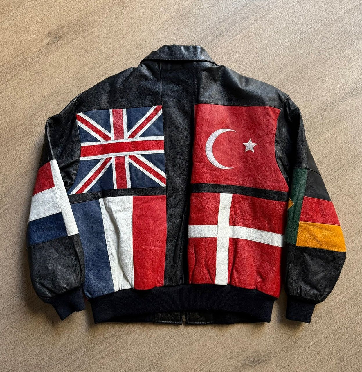 Genuine Leather Vintage Phase 8 International Flag Leather Jacket XL Size US XL / EU 56 / 4 - 4 Thumbnail