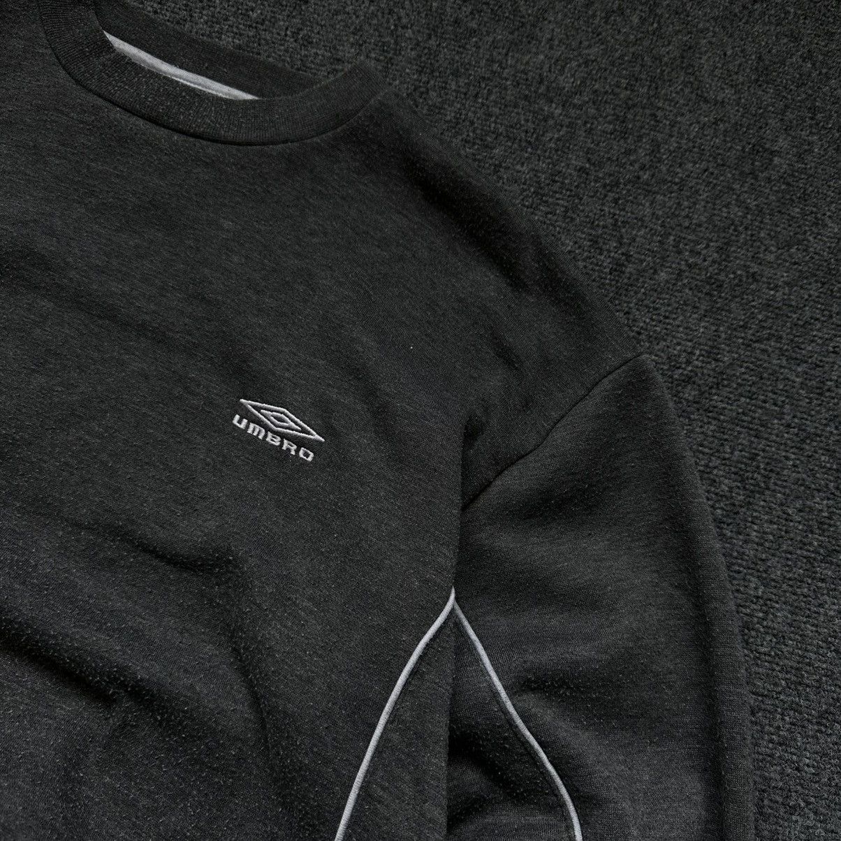 If Six Was Nine VTG Umbro Sweatshirt Small Logo Size L Y2K 00s USA Hype Tren Size US L / EU 52-54 / 3 - 12 Thumbnail