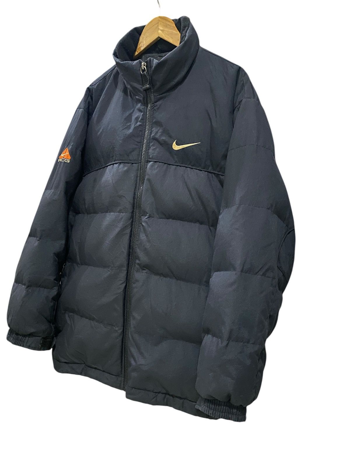 Nike ACG Vintage Nike Acg Puffer Jacket Size US L / EU 52-54 / 3 - 5 Thumbnail