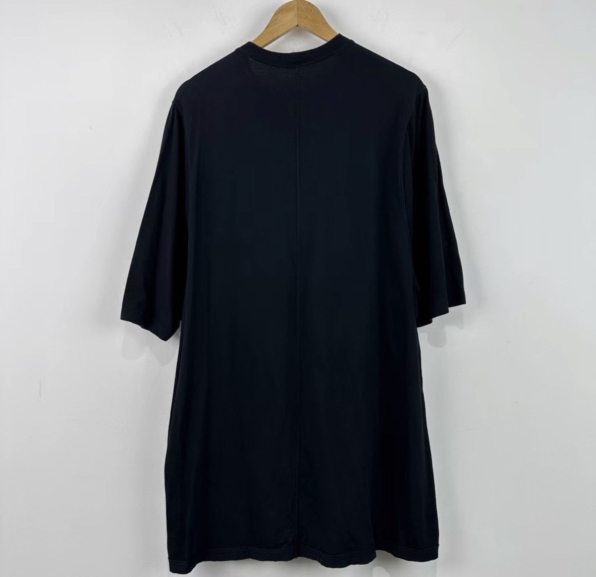 Rick Owens Rick Owens Figure Patch Dark Style Short Sleeve Tee J42 Size US M / EU 48-50 / 2 - 2 Thumbnail