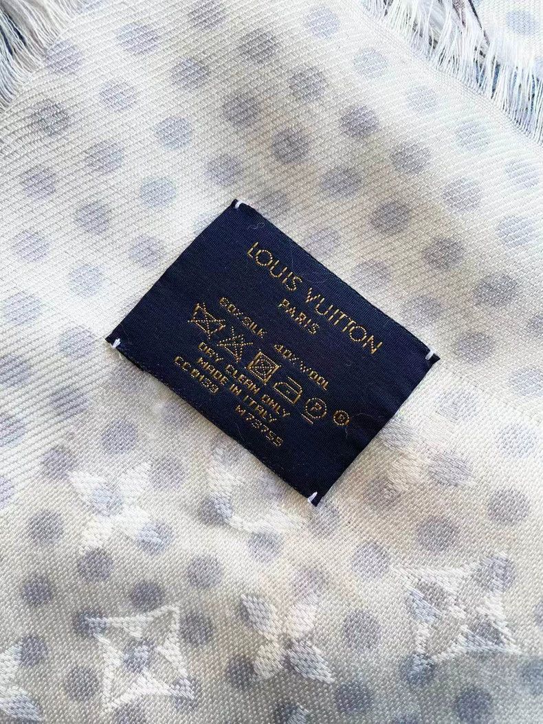 Louis Vuitton Louis Vuitton Wool floral polka-dot scarf Size ONE SIZE - 5 Thumbnail