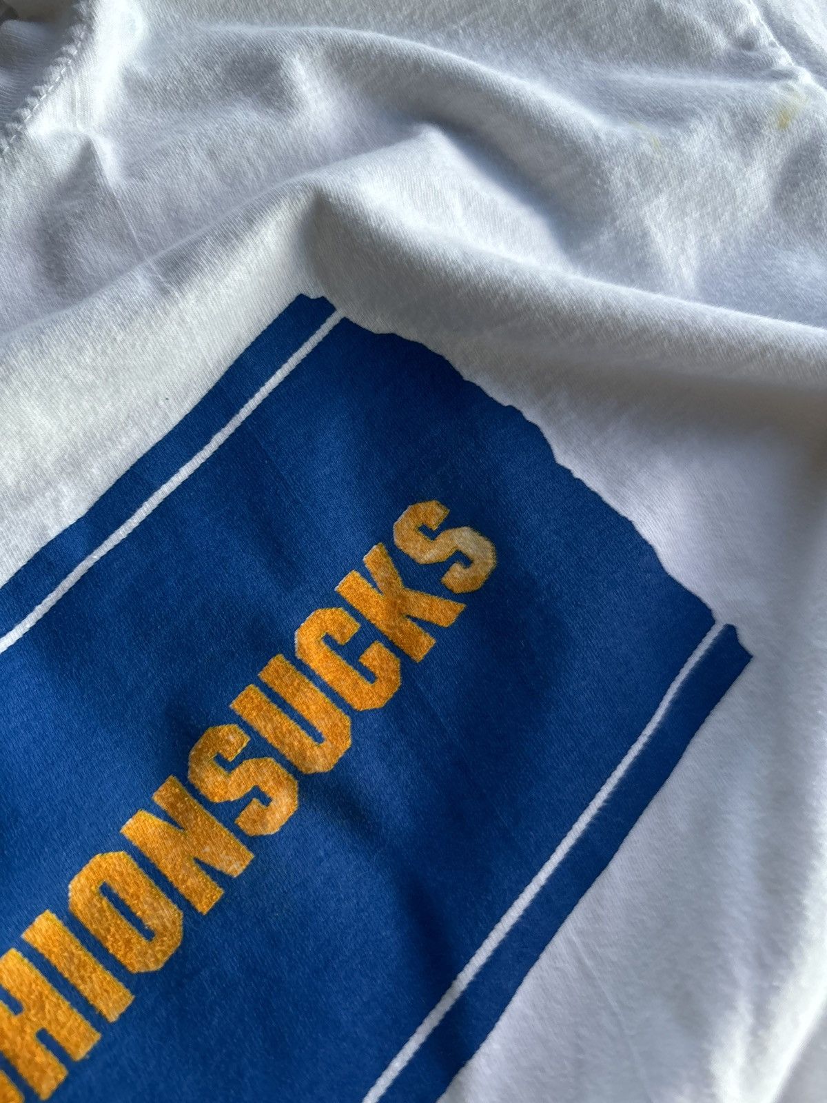 Vintage Crazy 90s Fashion Sucks Blockbuster Parody Boxy White Tee Size US L / EU 52-54 / 3 - 5 Thumbnail