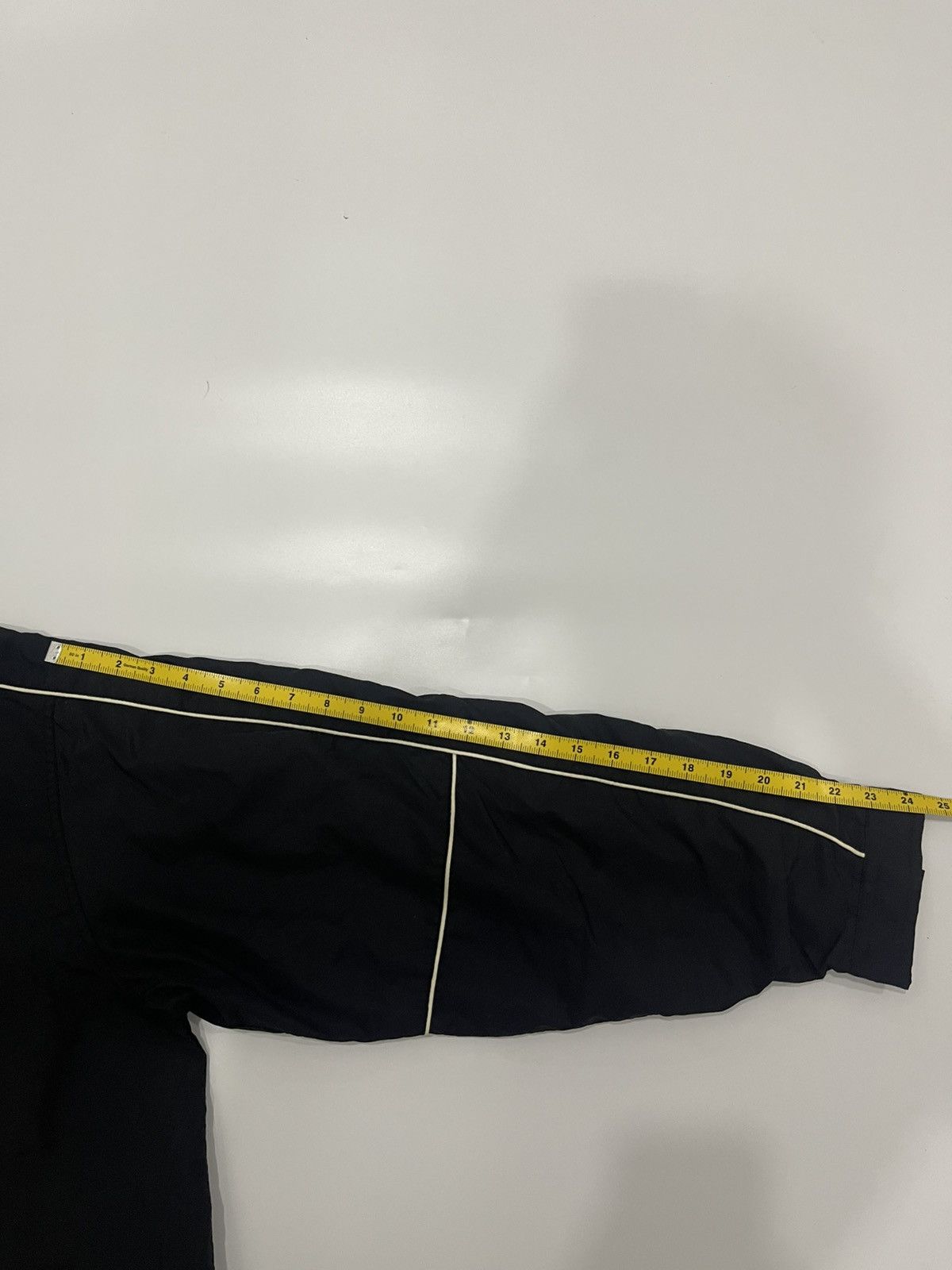 Other black hooded windbreaker jacket with a "Beschwa" logo patch Size US XL / EU 56 / 4 - 9 Thumbnail