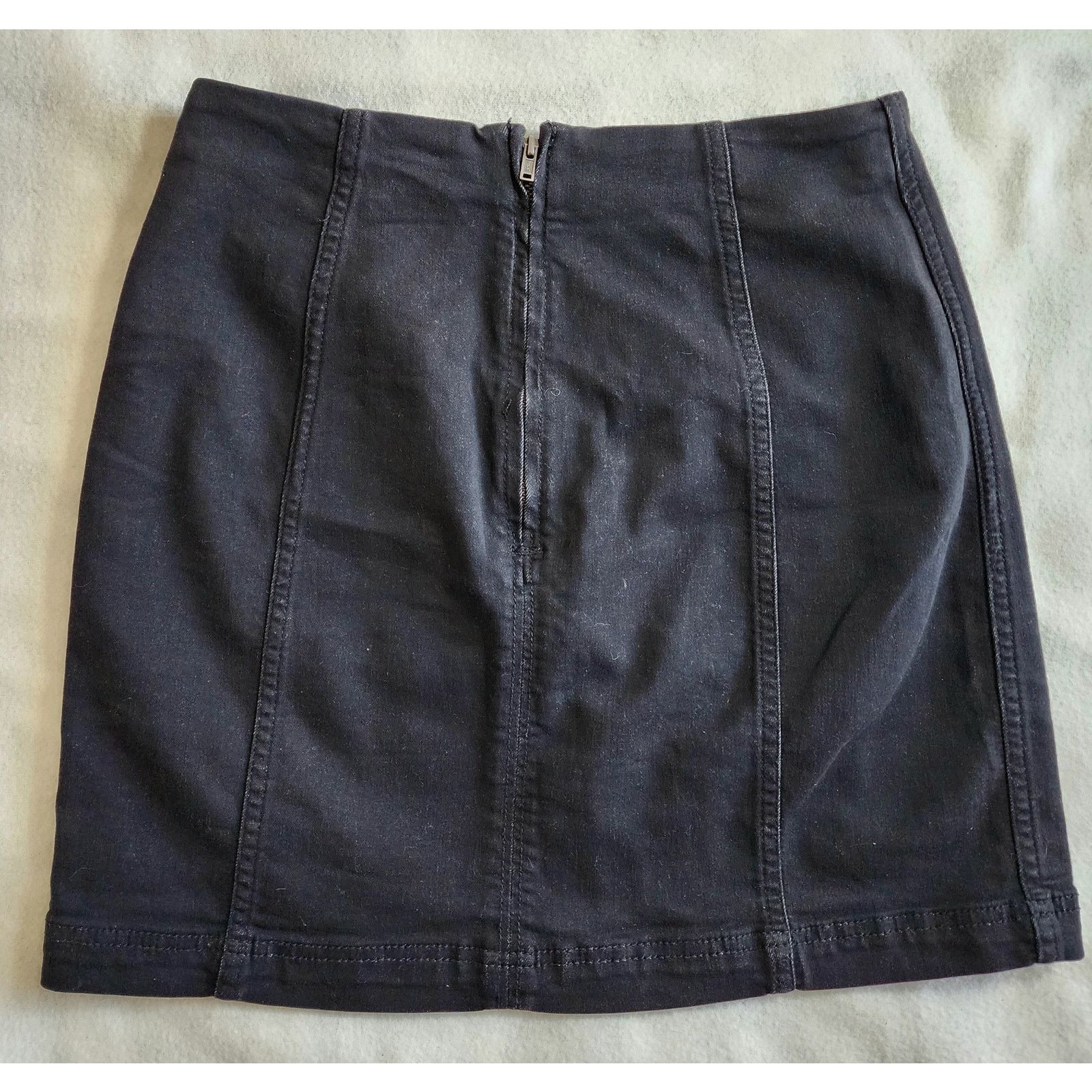 Free People Free People Modern Femme Black Denim Mini Skirt Size 6 Size 28" / US 6 / IT 42 - 2 Thumbnail
