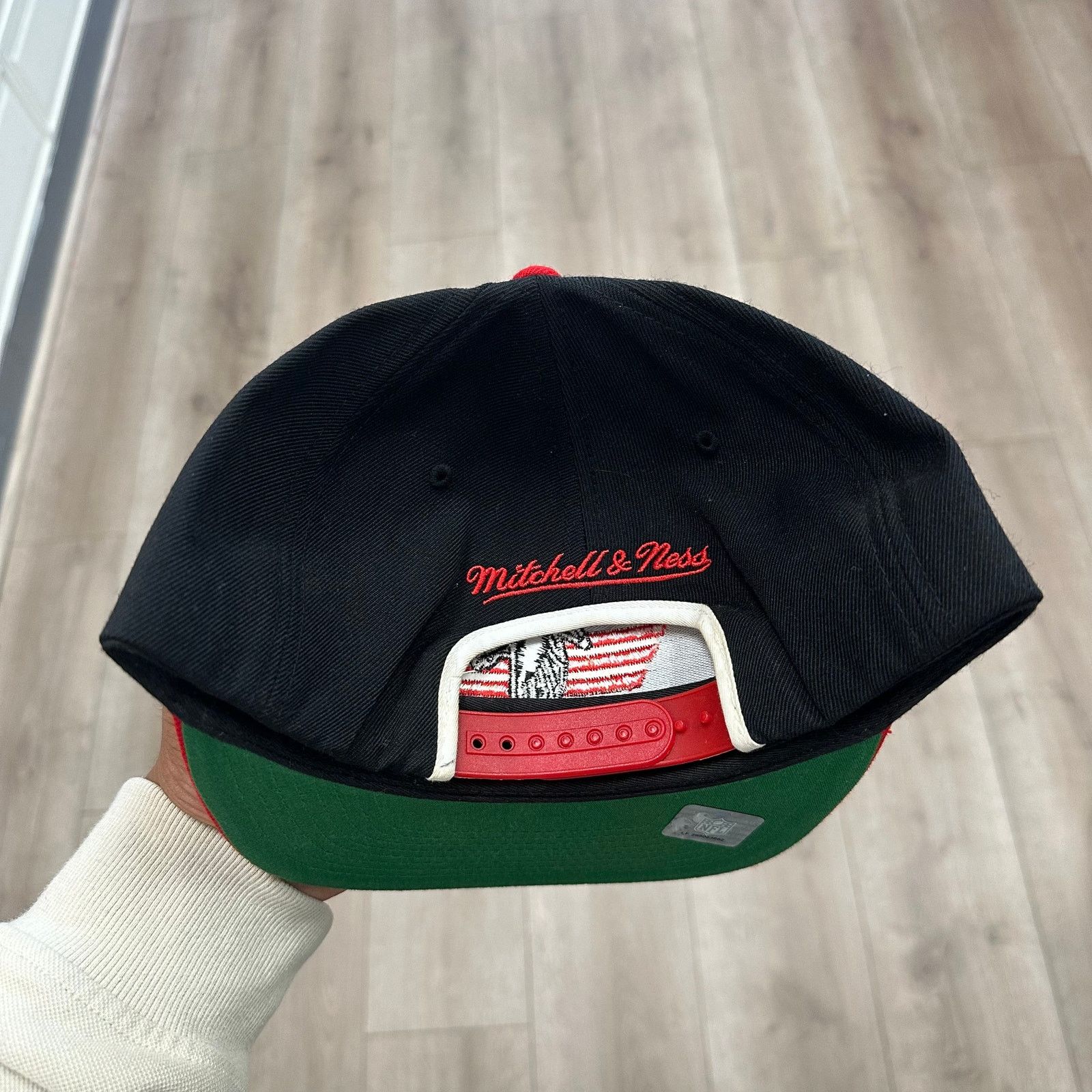 Mitchell & Ness Mitchell & Ness Atlanta Falcons Block-Arch snapback hat Cap Size ONE SIZE - 4 Thumbnail