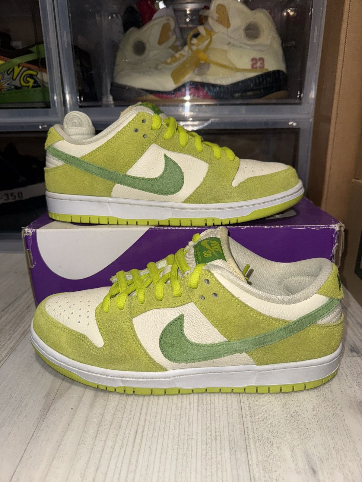 Nike SB Nike SB Dunk Low Pro Green Apple Size US 9 / EU 42 - 2 Thumbnail
