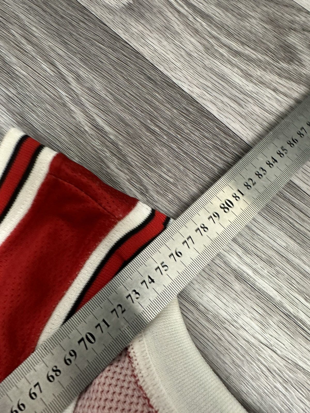 Champion Champion Chicago Bulls 23 Jordan Vintage Red Jersey hype Size US L / EU 52-54 / 3 - 8 Thumbnail