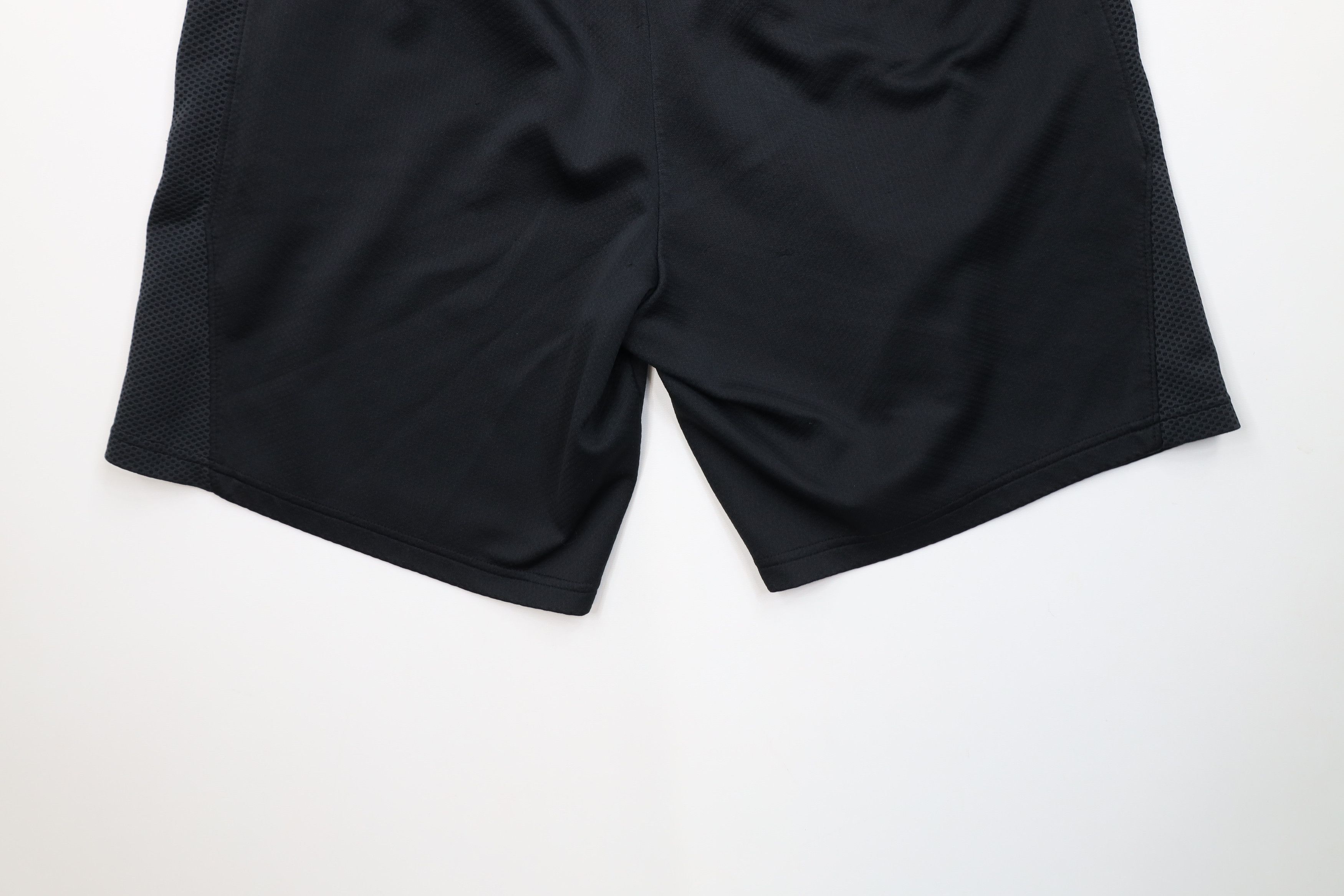 Nike Vintage Y2K Nike Mini Swoosh Above Knee Thermal Knit Shorts Size US 34 / EU 50 - 14 Thumbnail