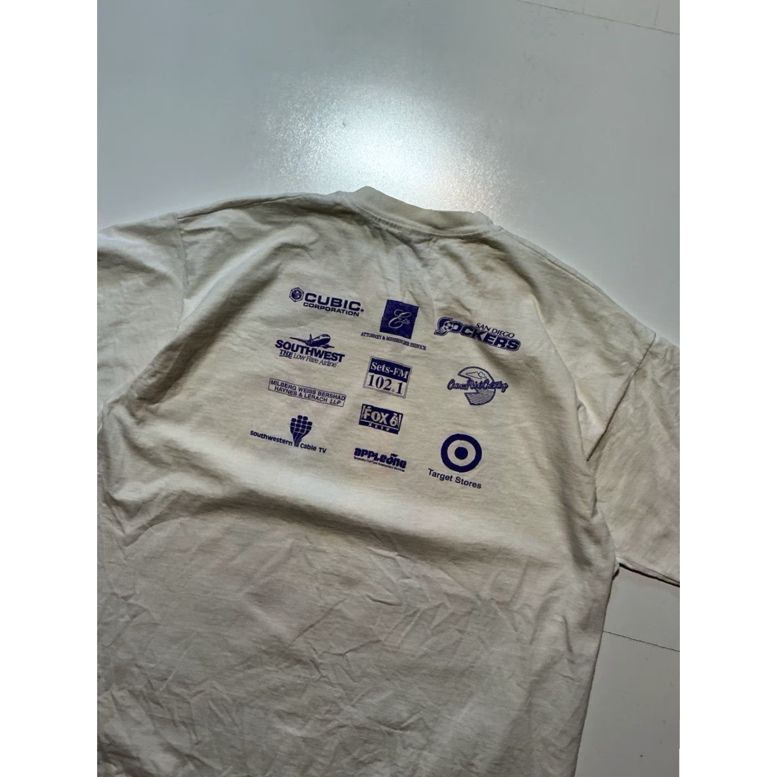 Fruit Of The Loom VINTAGE 90s Fruit Of The Loom Levis Casual Day United Cerebral Palsy Graphic T-Shirt XL White Mens Size US XL / EU 56 / 4 - 5 Thumbnail