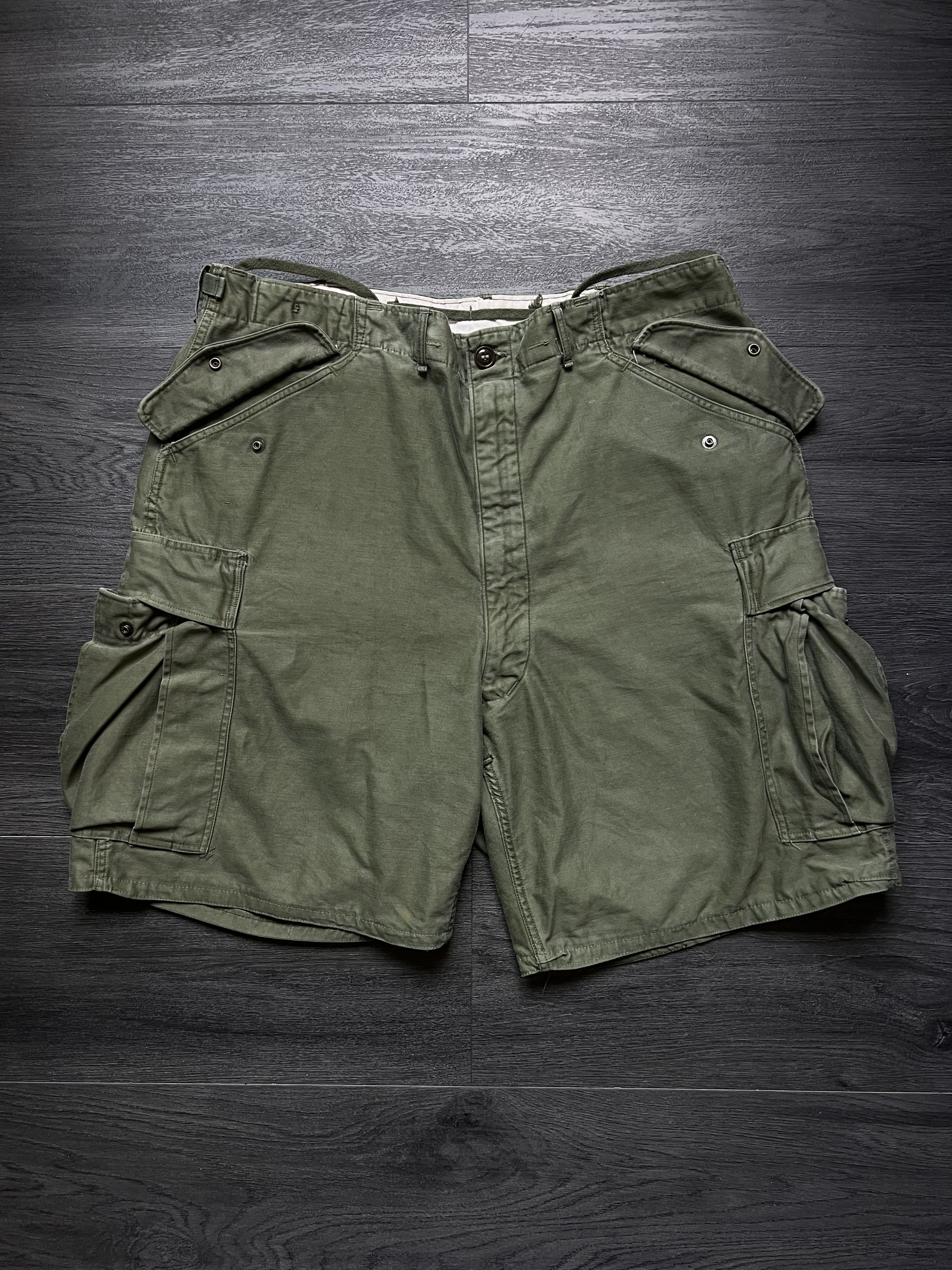 Other Vintage military Cargo Shorts Size US 34 / EU 50 - 1 Thumbnail