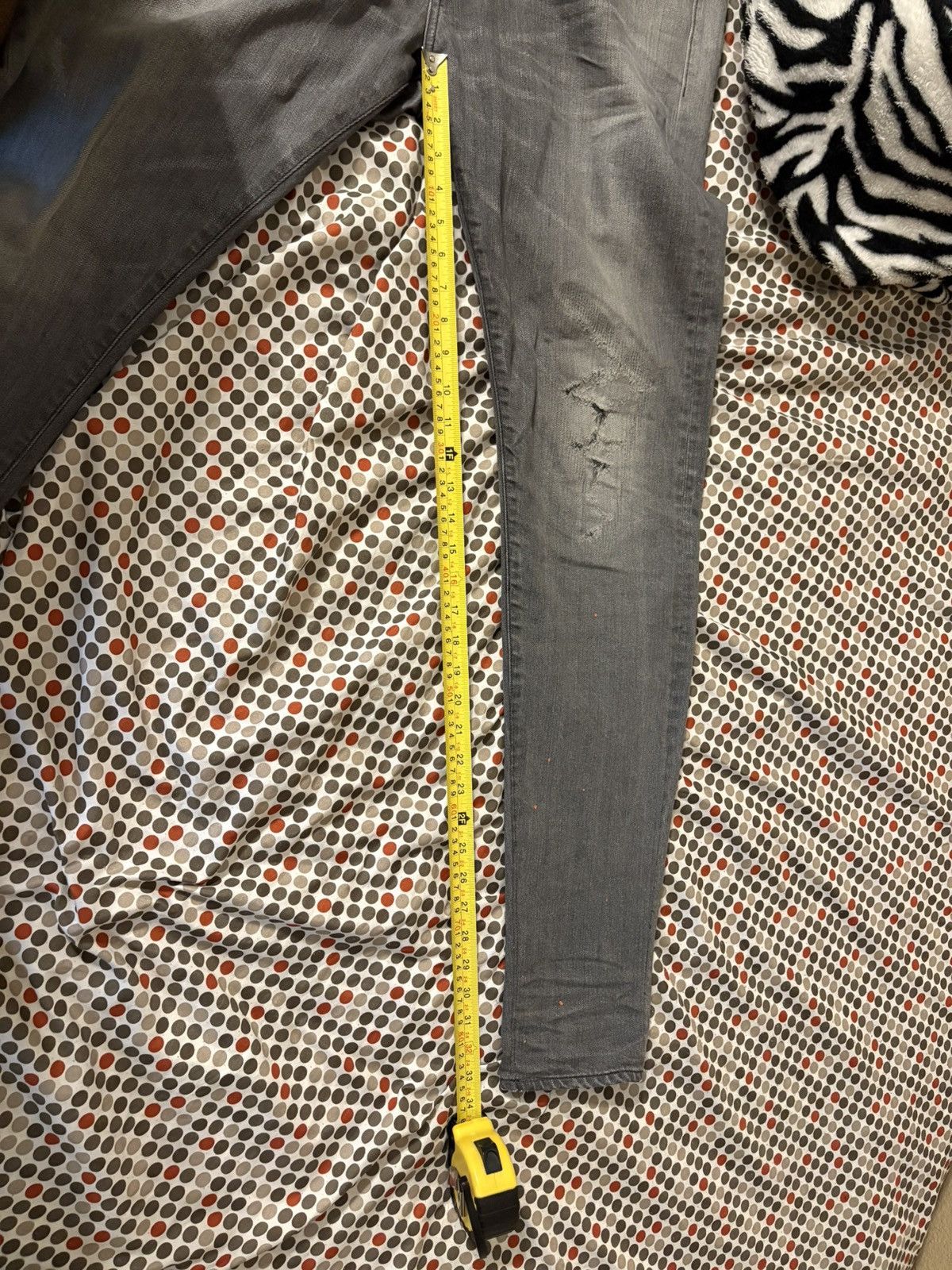 John Elliott John Elliott The Cast 2 Slim Graphite Repaired Jeans Size US 34 / EU 50 - 13 Thumbnail