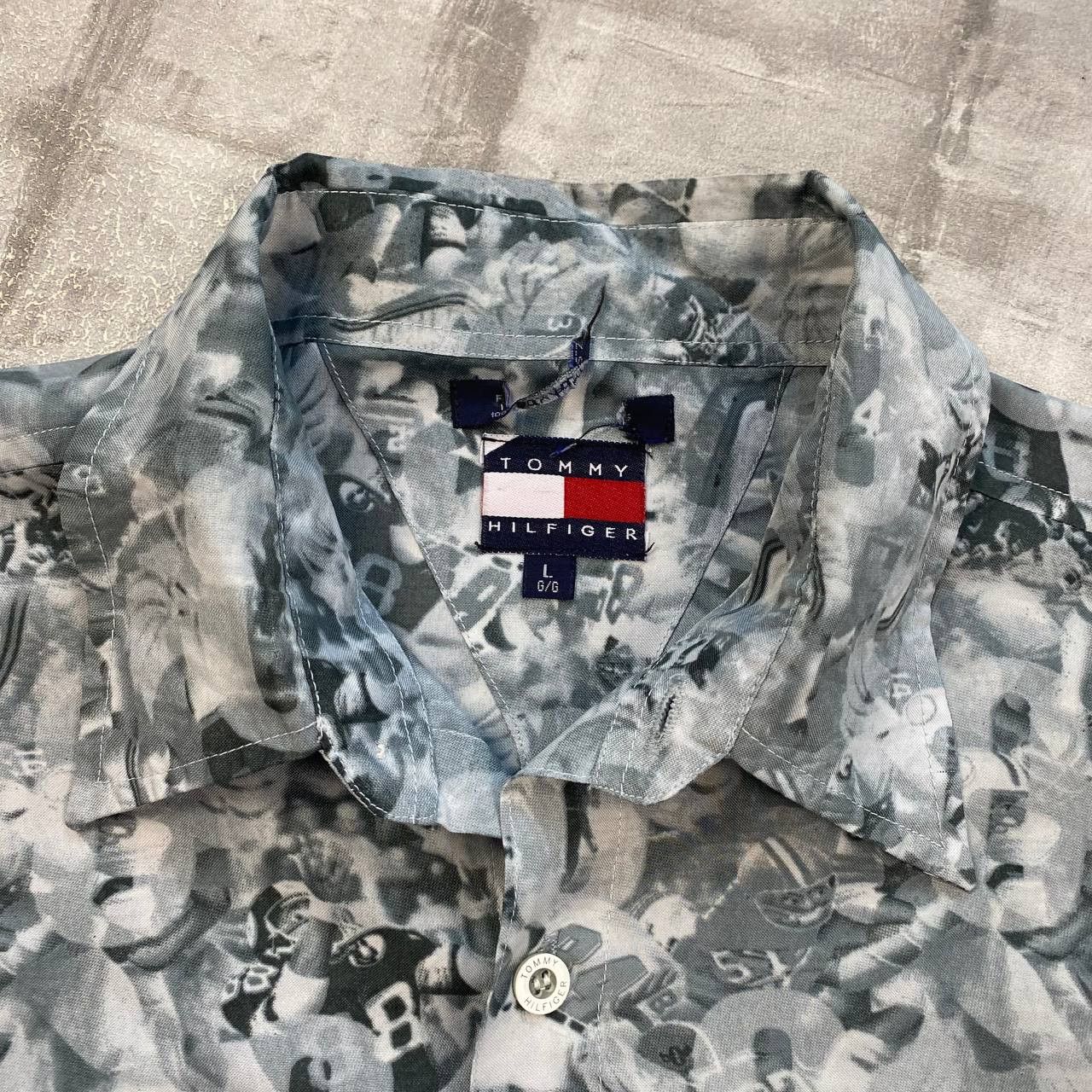 Tommy Hilfiger VERY RARE VINTAGE 90S TOMMY HILFIGER SHIRT FOOTBALL PRINT Size US L / EU 52-54 / 3 - 5 Thumbnail